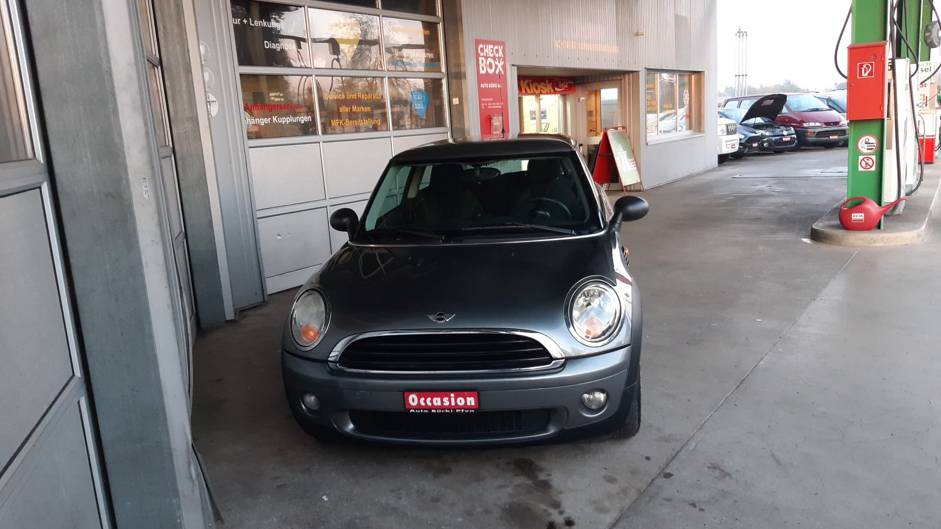MINI One-image-2