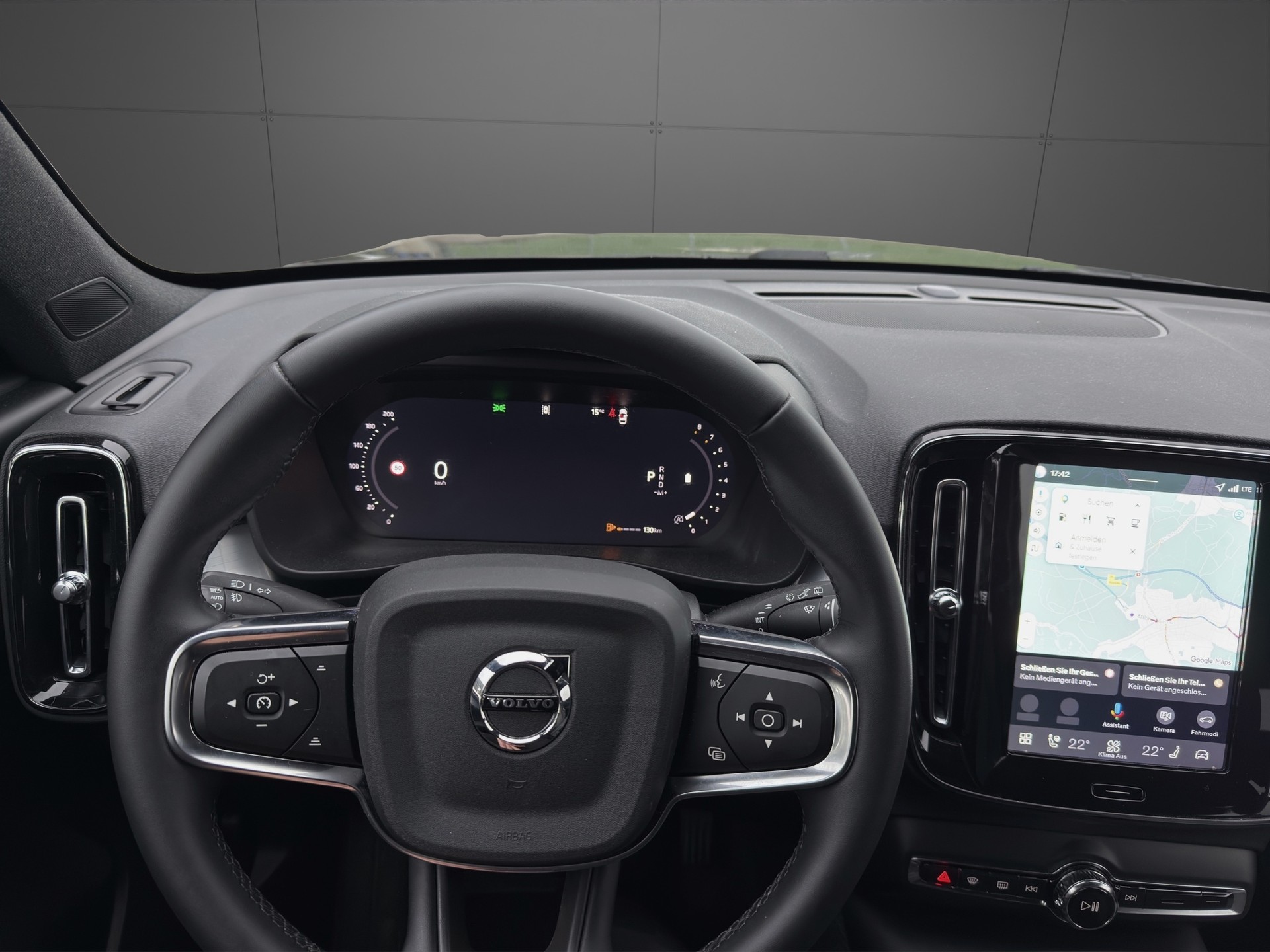 VOLVO XC40 B3 Benzin Mild Hybrid Xcite DCT-image-13