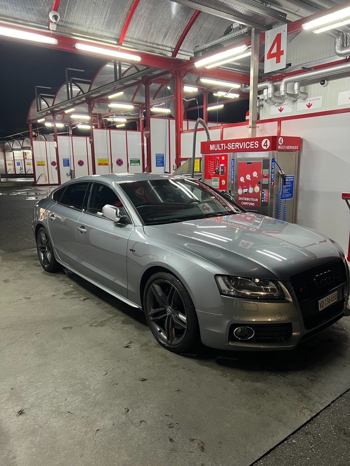 AUDI S5 Sportback 3.0 TFSI quattro S-tronic-image-19