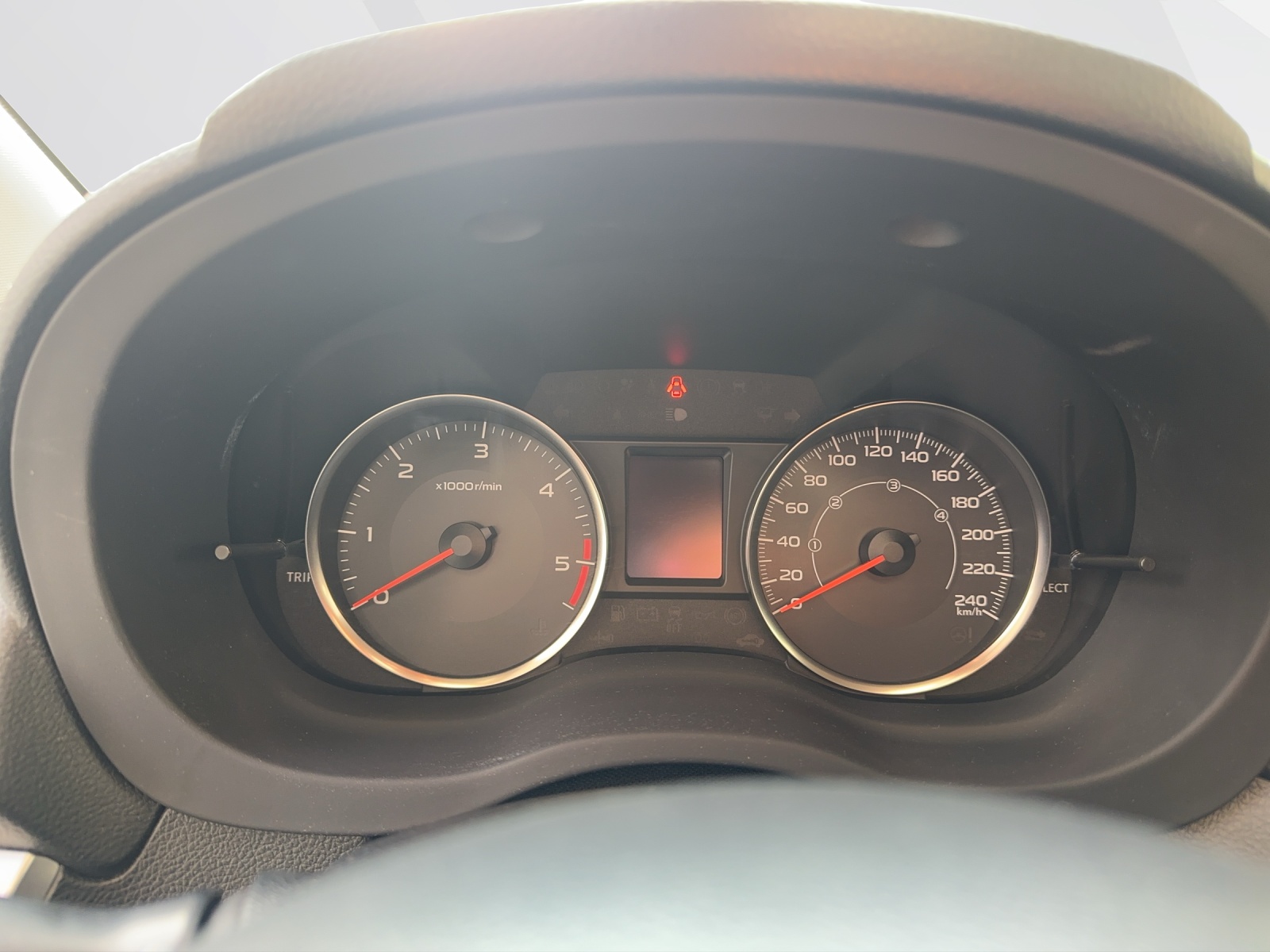 SUBARU XV 2.0 D Swiss Two-image-10