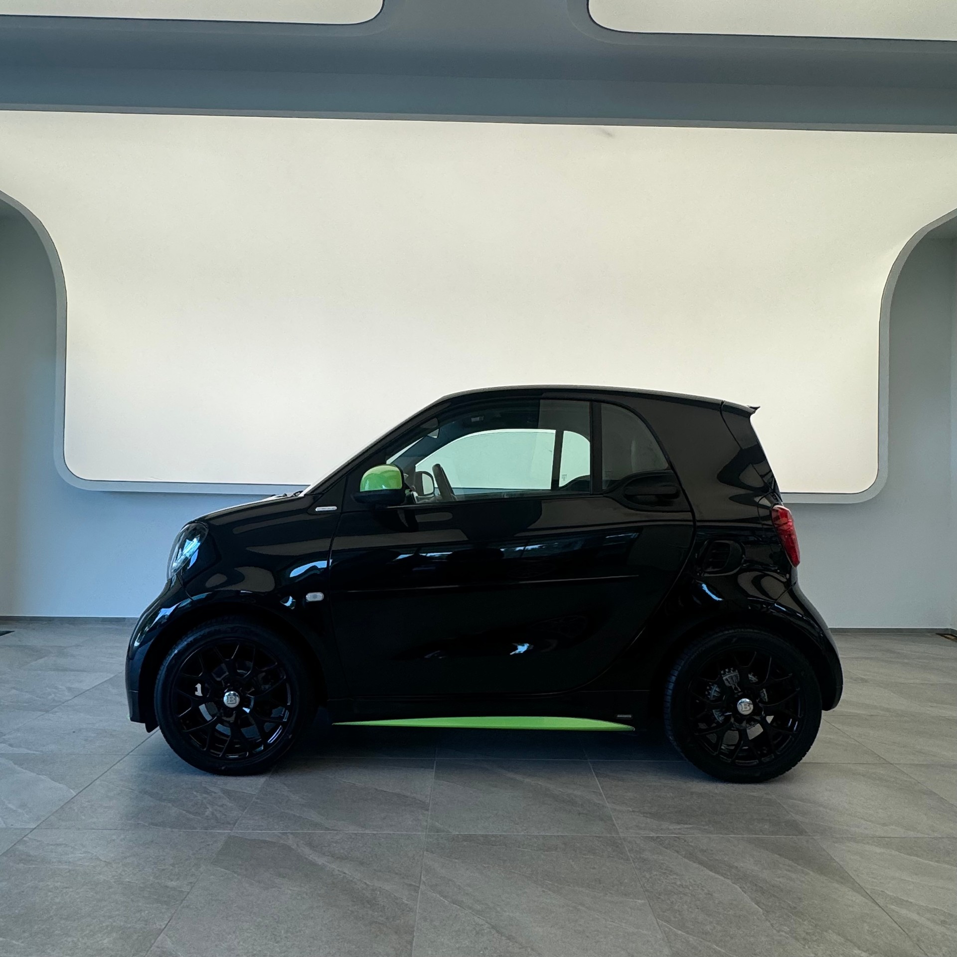 SMART fortwo Brabus Edition twinmatic-image-4