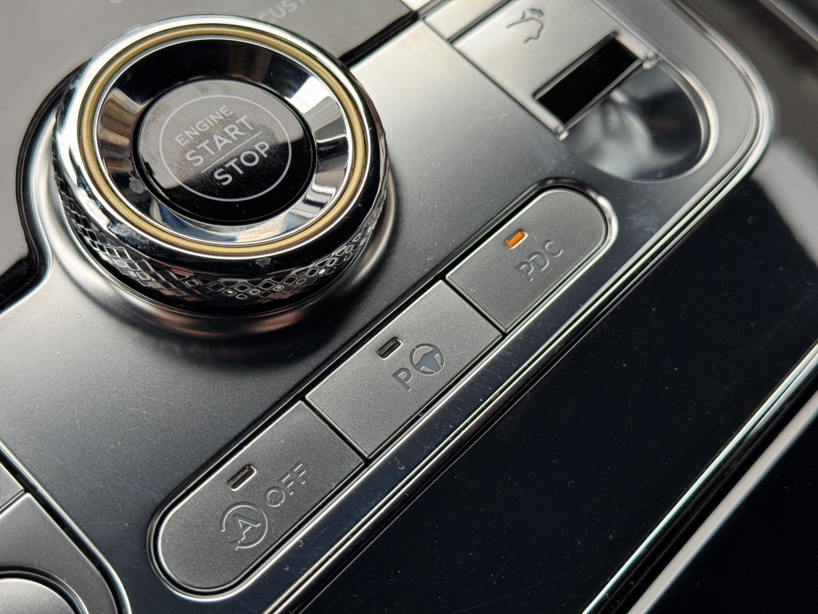 BENTLEY Continental GT 6.0 W12 First Edition-image-24