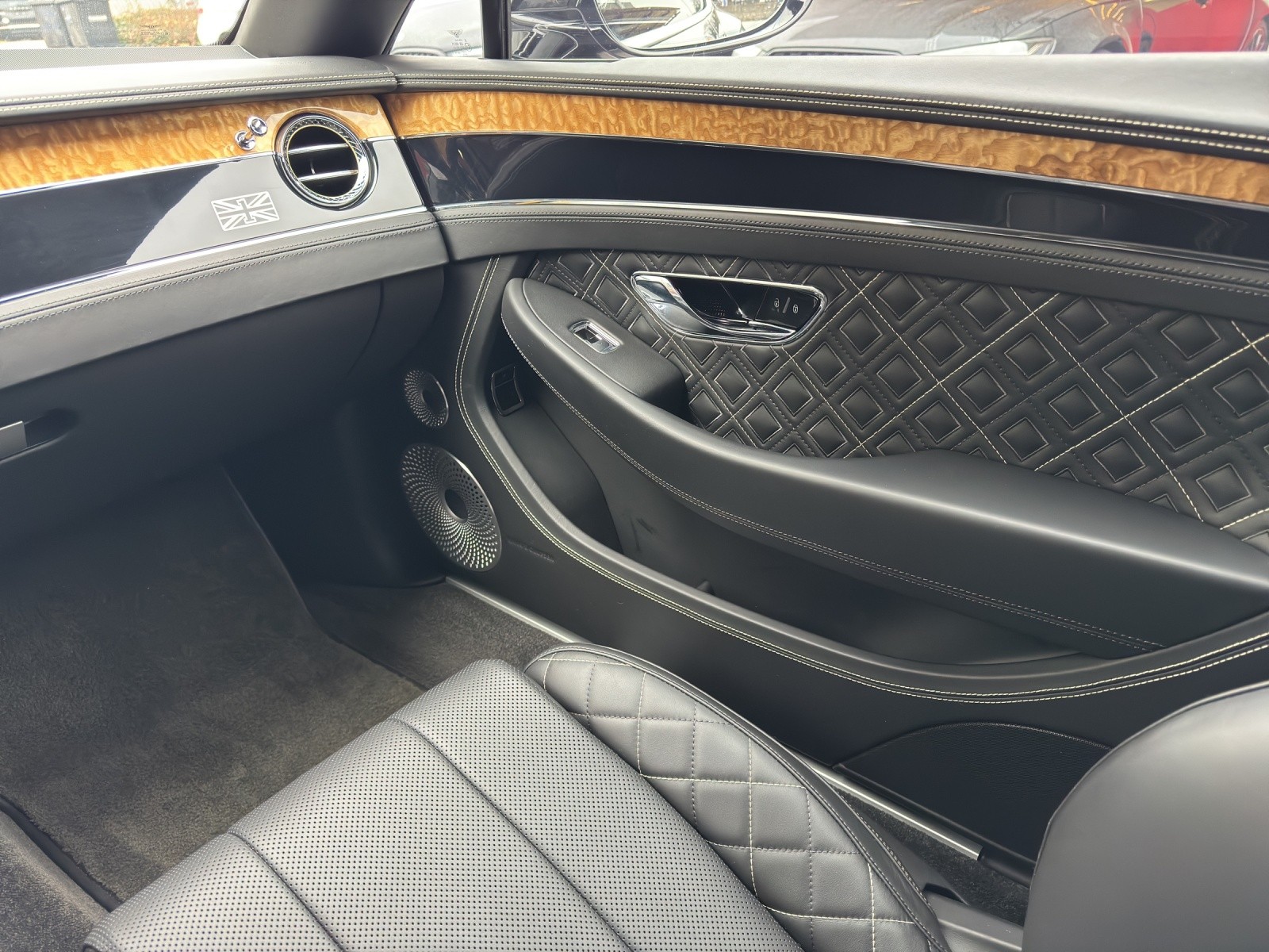 BENTLEY Continental GT 6.0 W12 First Edition-image-16