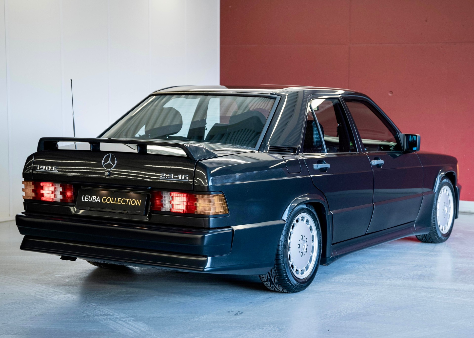 MERCEDES-BENZ 190 E 2.3-16 (Leasing 0.80%, Swiss car, 2nd hand, 1st paint)-image-5