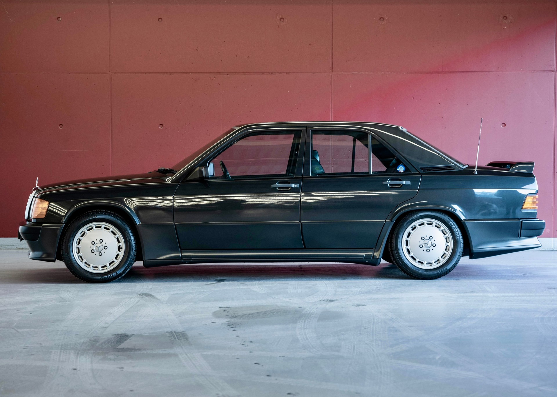 MERCEDES-BENZ 190 E 2.3-16 (Leasing 0.80%, Swiss car, 2nd hand, 1st paint)-image-6