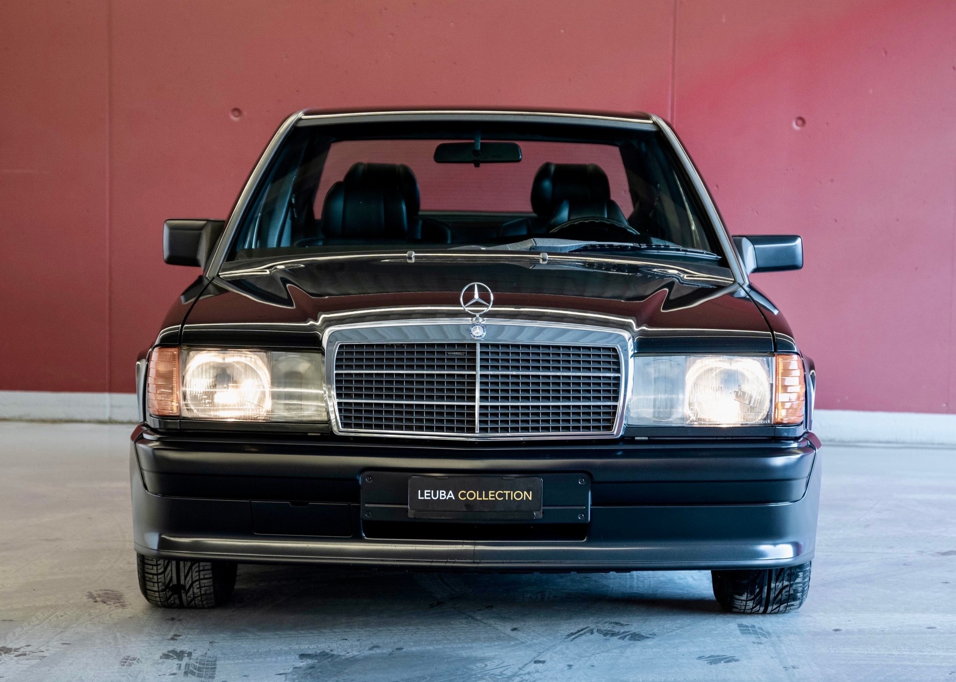 MERCEDES-BENZ 190 E 2.3-16 (Leasing 0.80%, Swiss car, 2nd hand, 1st paint)-showroom-element-2