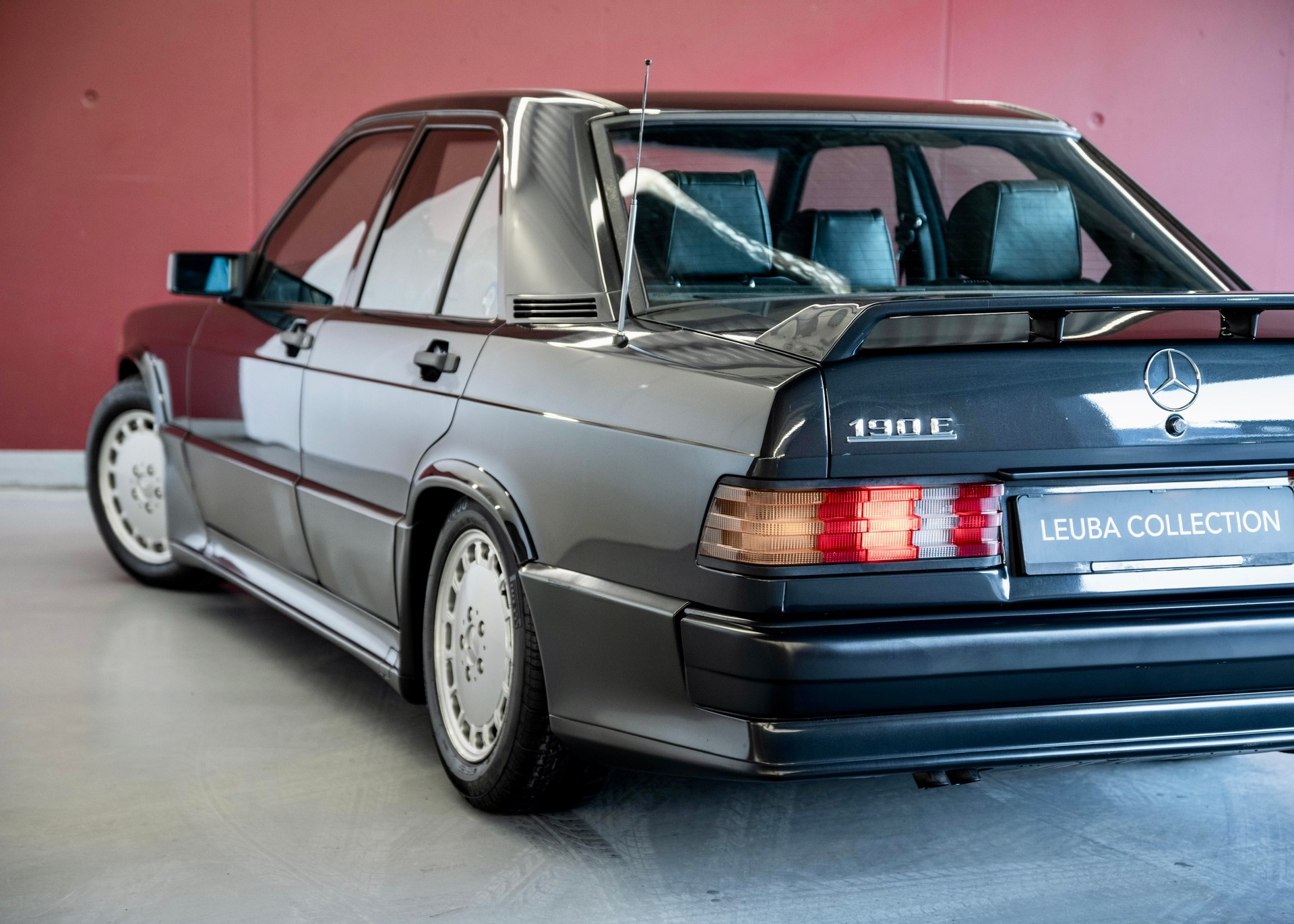 MERCEDES-BENZ 190 E 2.3-16 (Leasing 0.80%, Swiss car, 2nd hand, 1st paint)-image-10