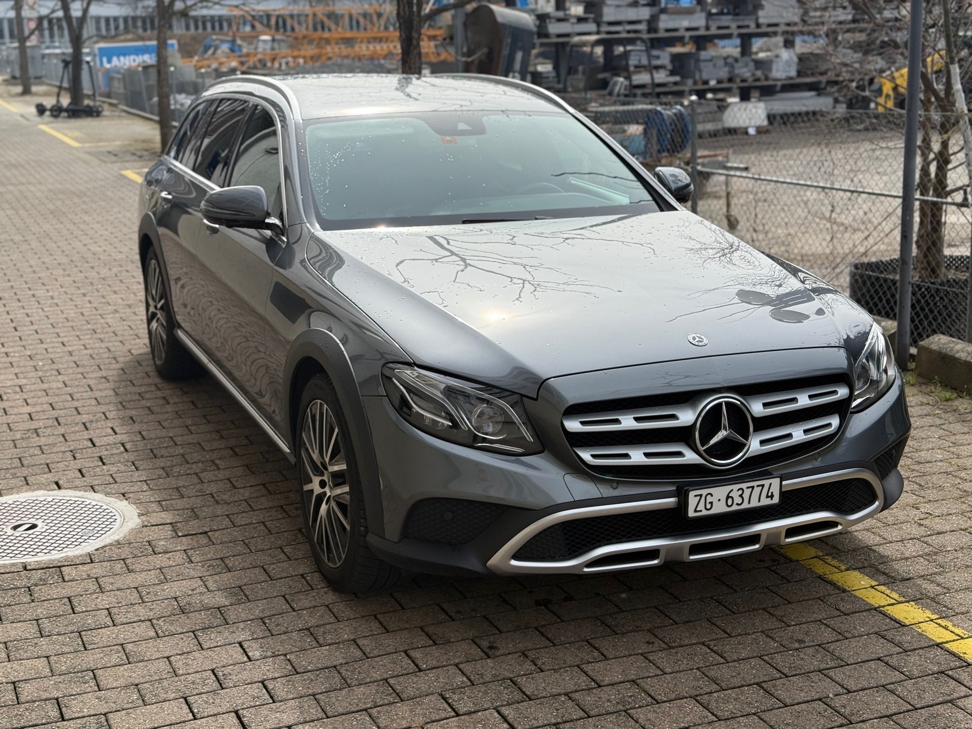 MERCEDES-BENZ E 220 d All-Terrain Avantgarde 4Matic 9G-Tronic-image-1