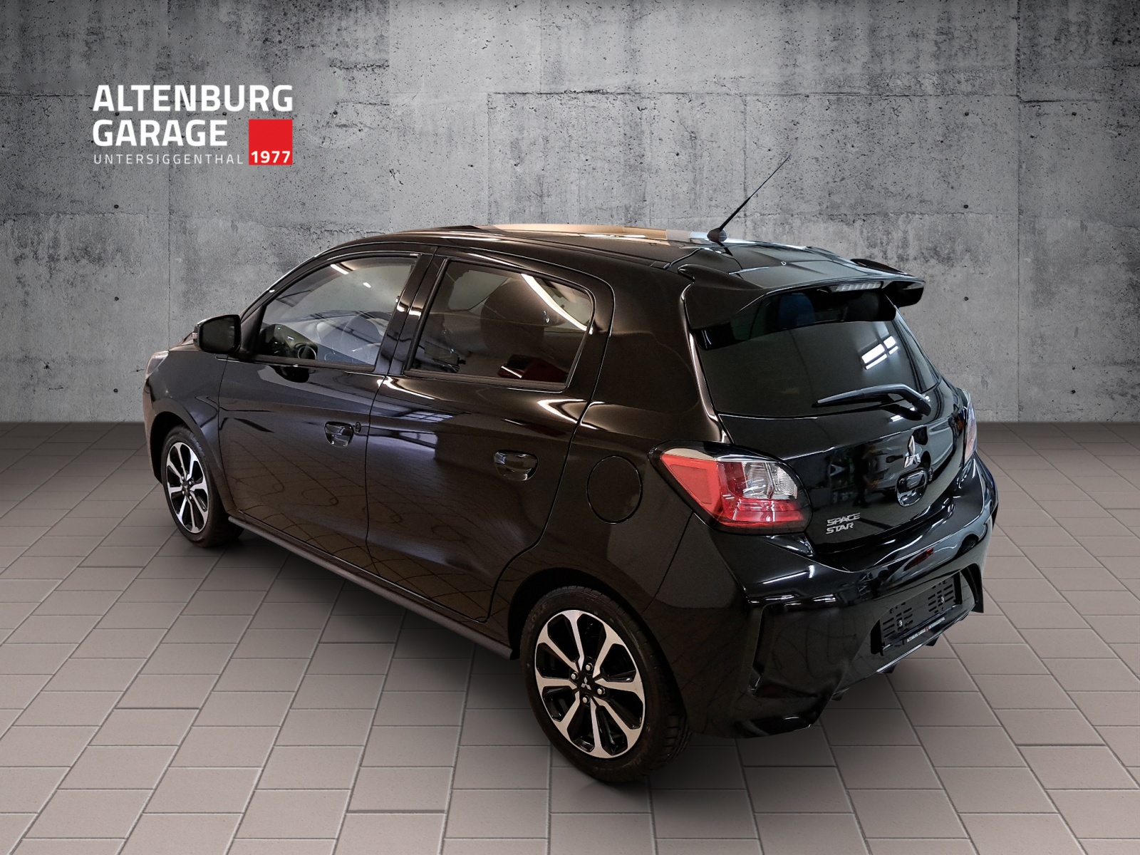 MITSUBISHI Space Star 1.2 MIVEC Intense+ CVT-image-2