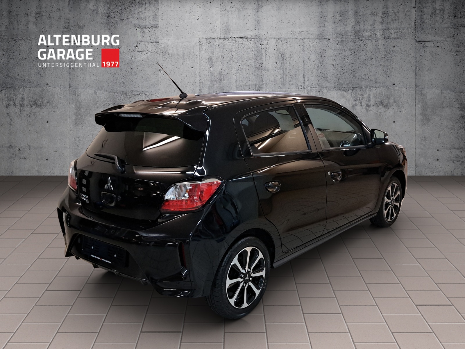 MITSUBISHI Space Star 1.2 MIVEC Intense+ CVT-image-4