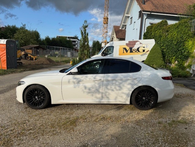 ALFA ROMEO Giulia 2.2 JTDM Super Automatic-image-2