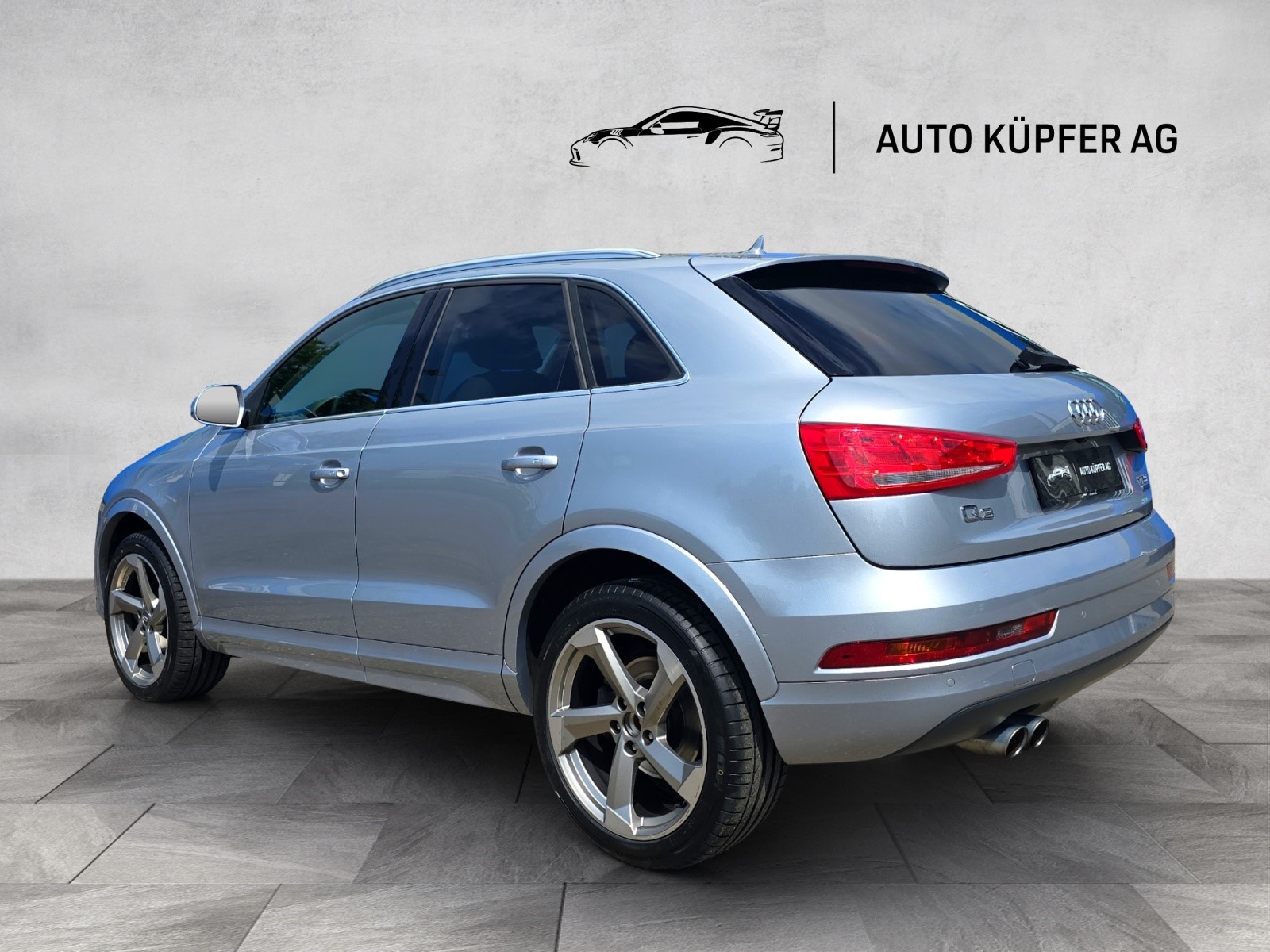 AUDI Q3 2.0 TFSI sport quattro S-tronic-image-3