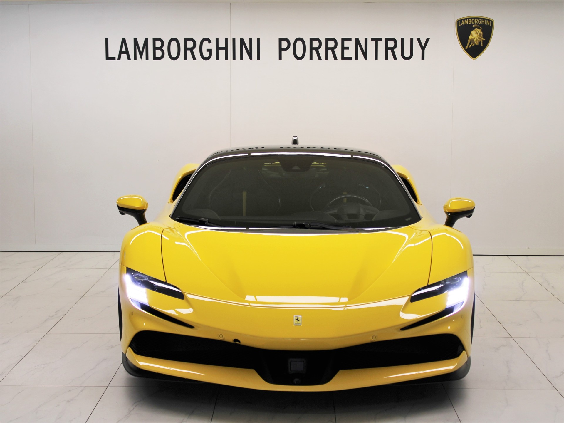 FERRARI SF90 Stradale-image-4