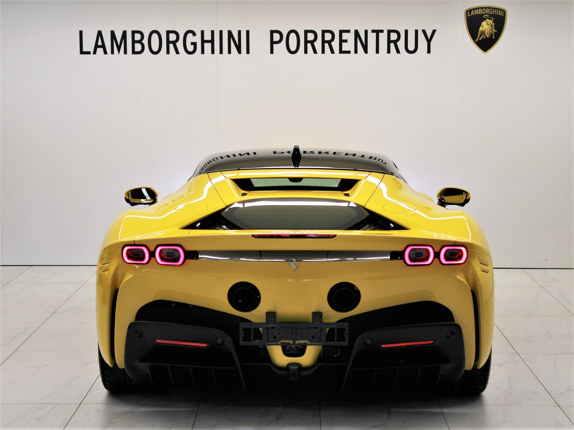 FERRARI SF90 Stradale-image-3