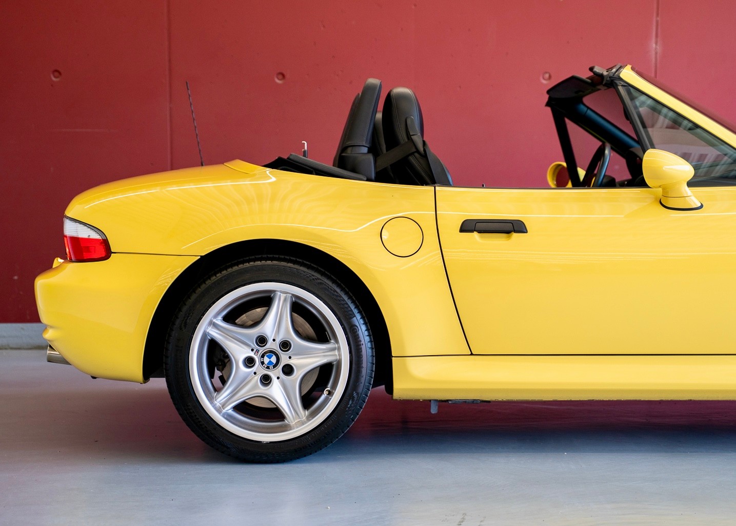 BMW Z3 M Roadster (Leasing 0.80%, Swiss car, 1st hand, BMW Individual, 1 of 1 in the World)-image-8