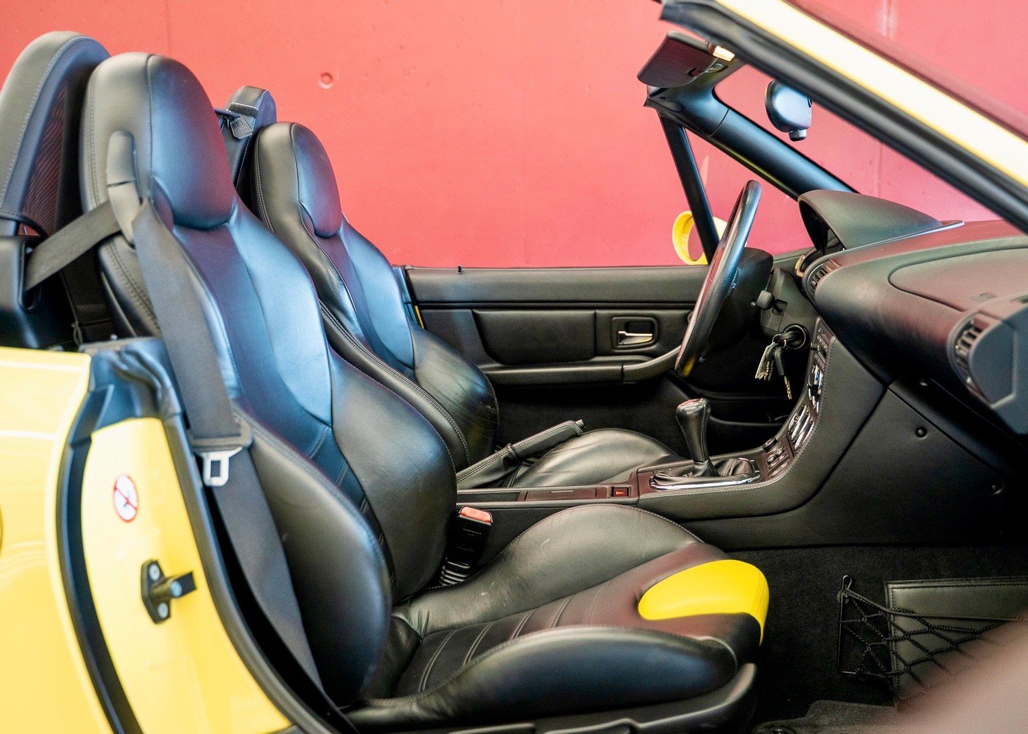 BMW Z3 M Roadster (Leasing 0.80%, Swiss car, 1st hand, BMW Individual, 1 of 1 in the World)-image-23