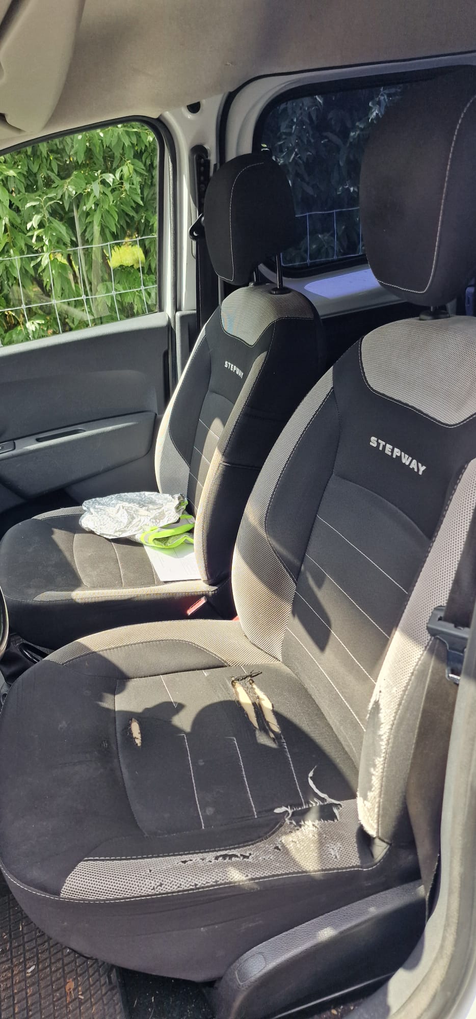 DACIA Dokker 1.2 T Stepway-image-11