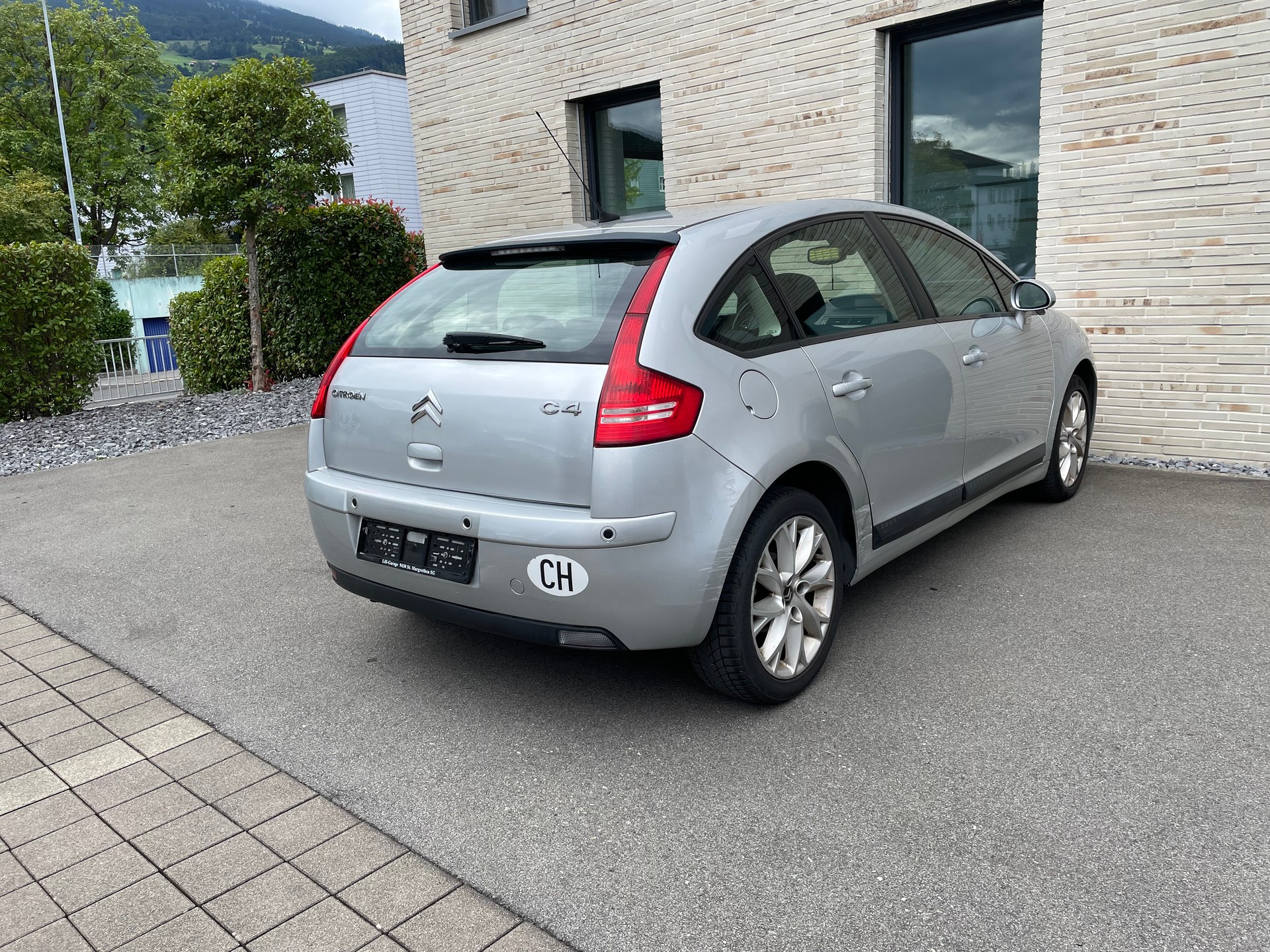 CITROEN C4 Berline 1.6 16V HDi VTR (Pack) Automatic-image-7