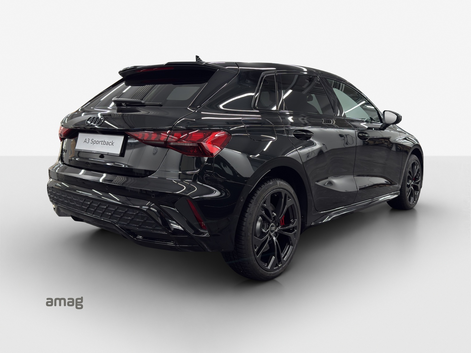 AUDI A3 Sportback TFSI e 200 kW S line Attraction S tronic-image-4
