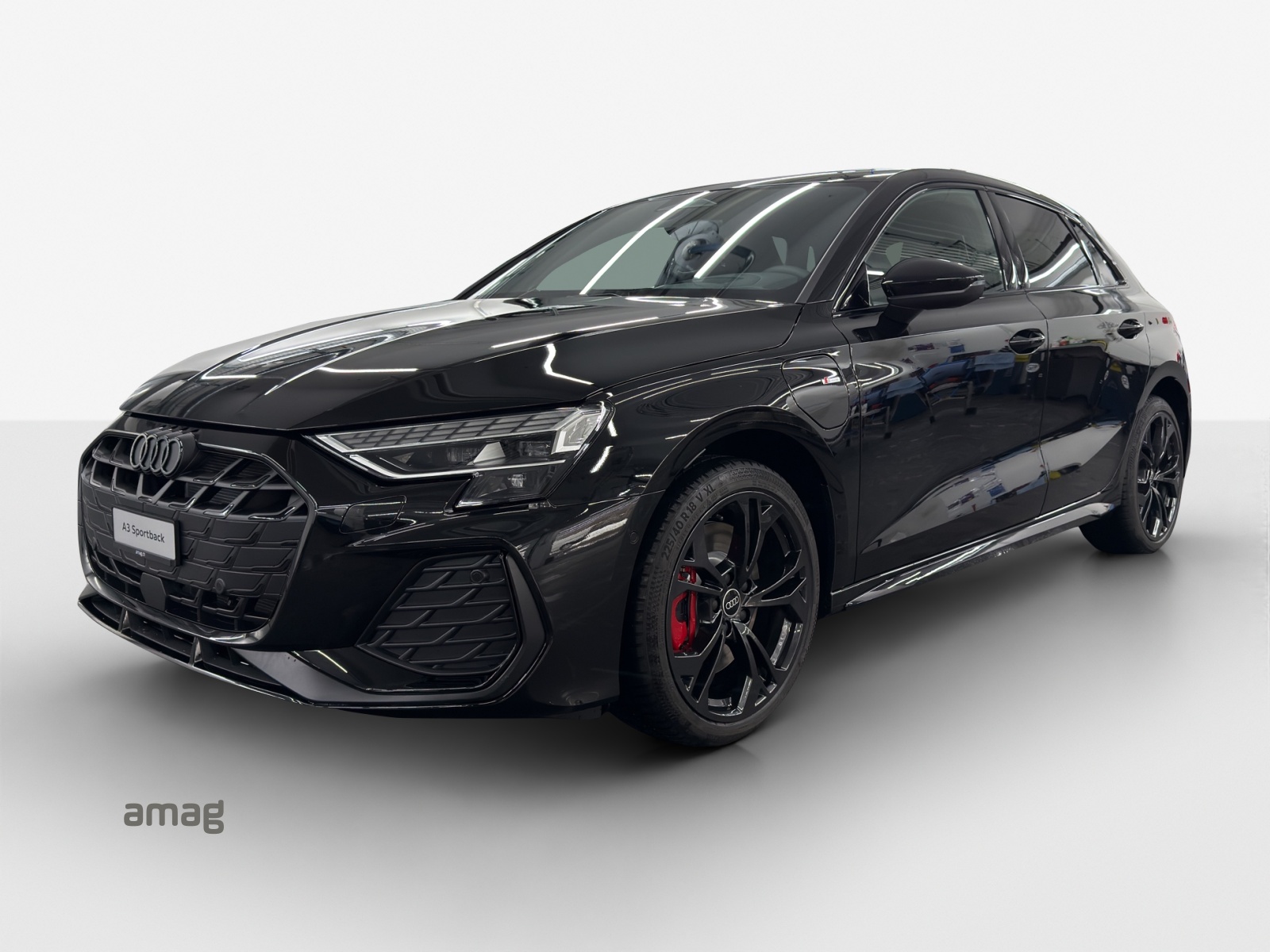 AUDI A3 Sportback TFSI e 200 kW S line Attraction S tronic-image-0