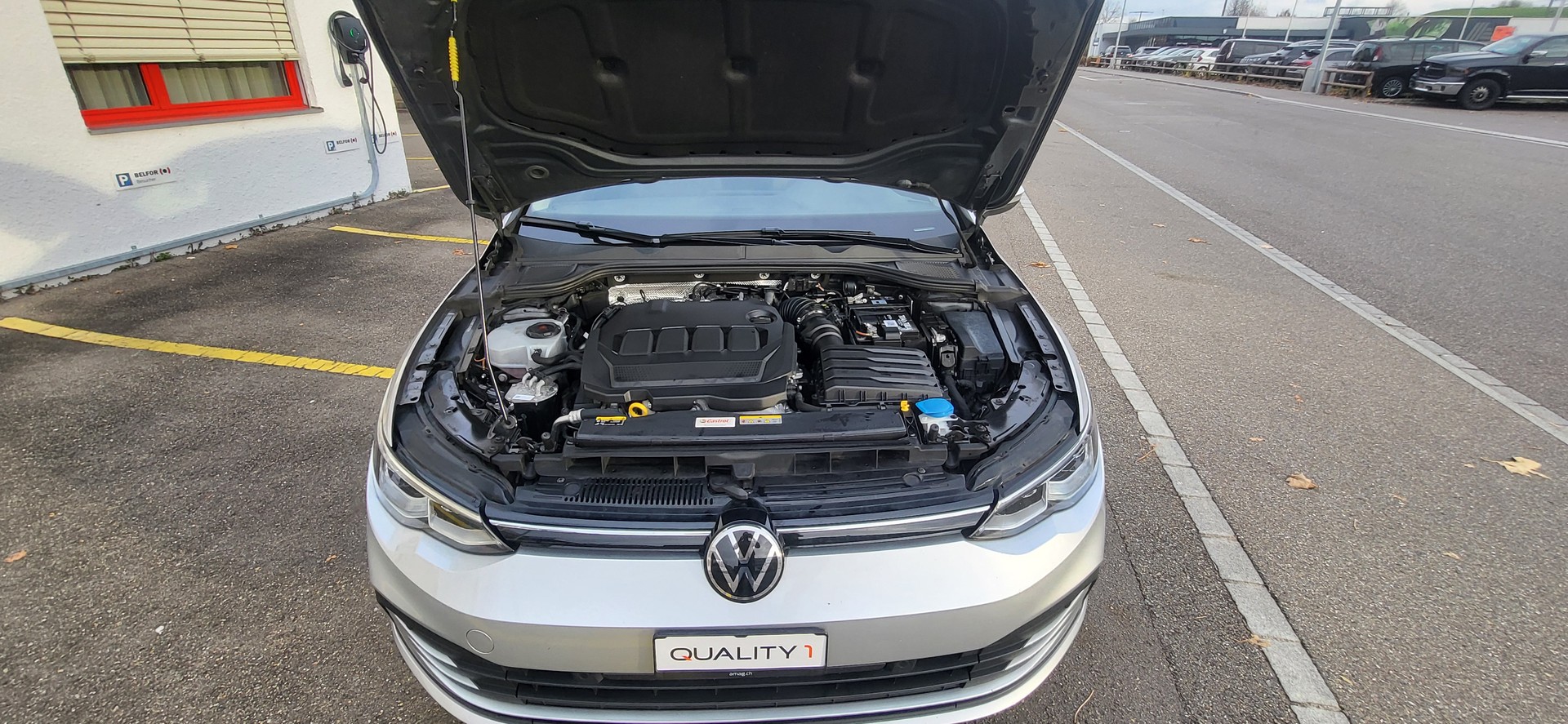 VW Golf Variant 2.0 TDI Life DSG-image-7