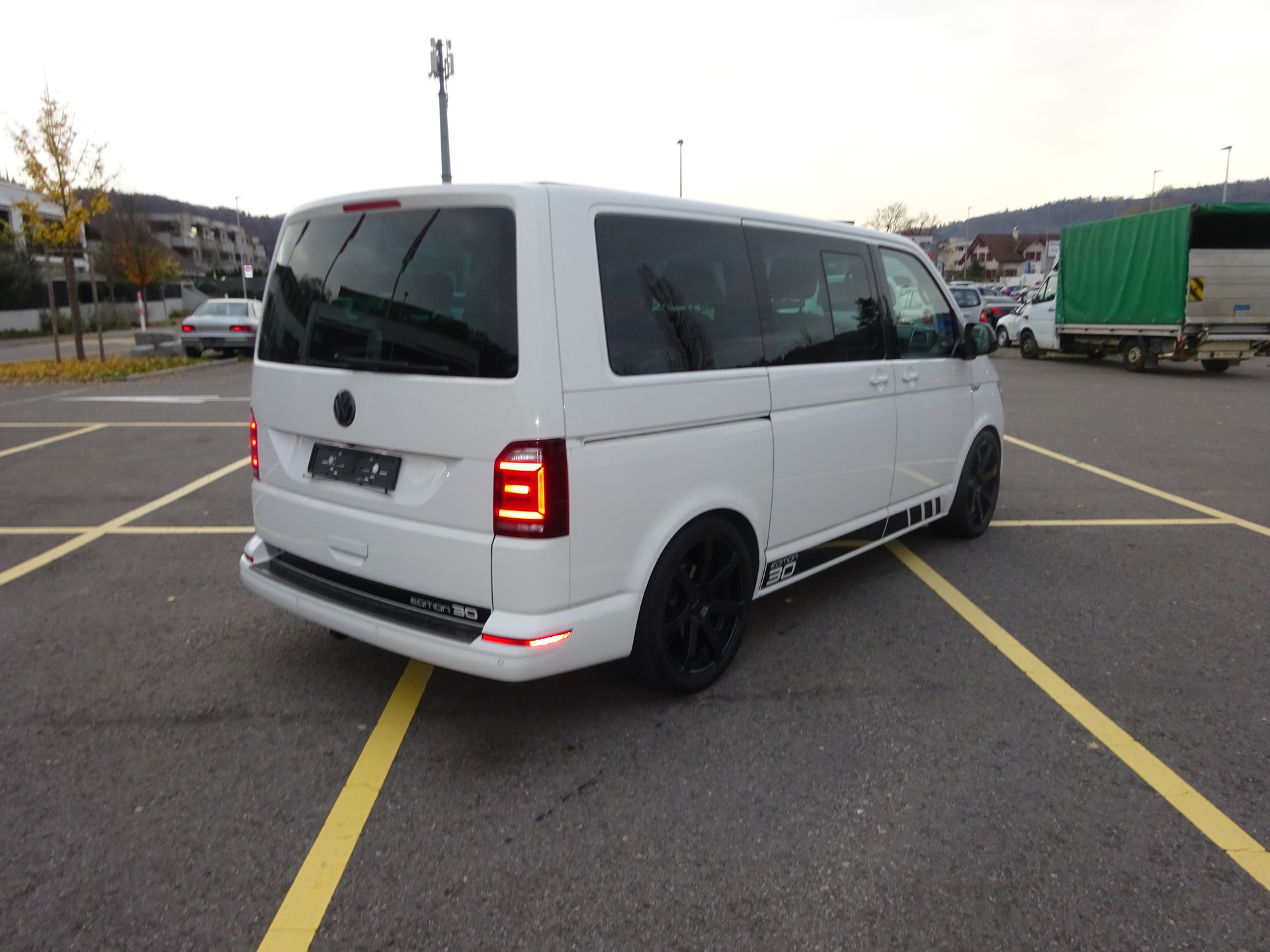 VW T6 Multivan 2.0 Bi-TDI Comfort. Gen. Six 4Mot. DSG-image-7