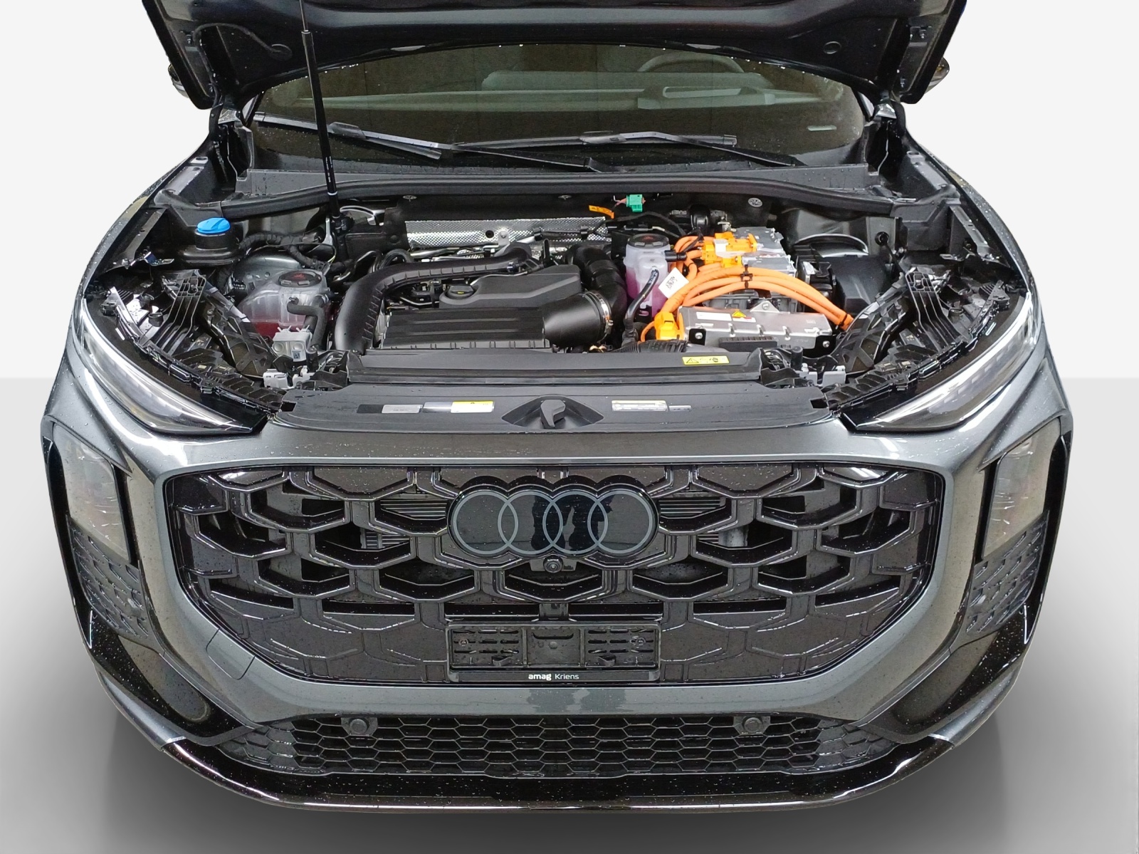 AUDI Q3 SUV e-hybrid 200 kW S tronig-image-14