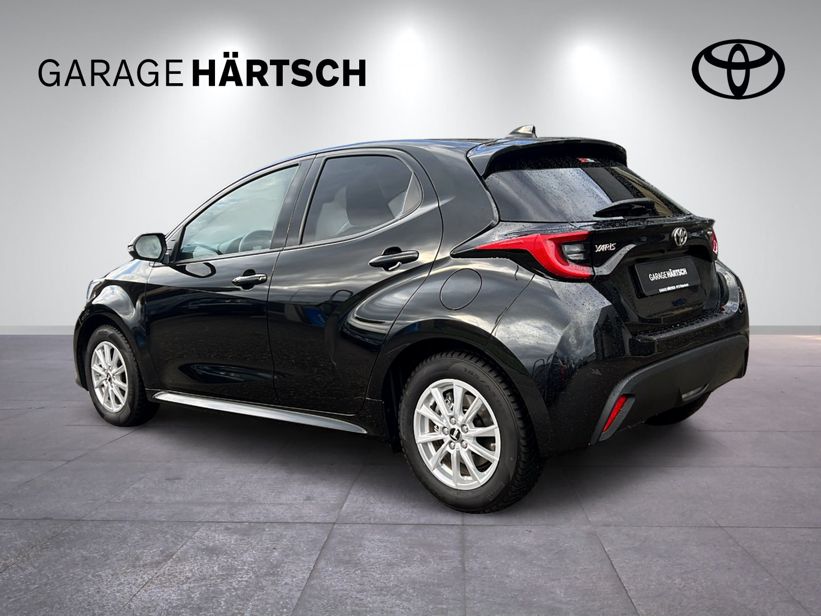 TOYOTA Yaris 1.5 VVT-i HSD Trend-image-3
