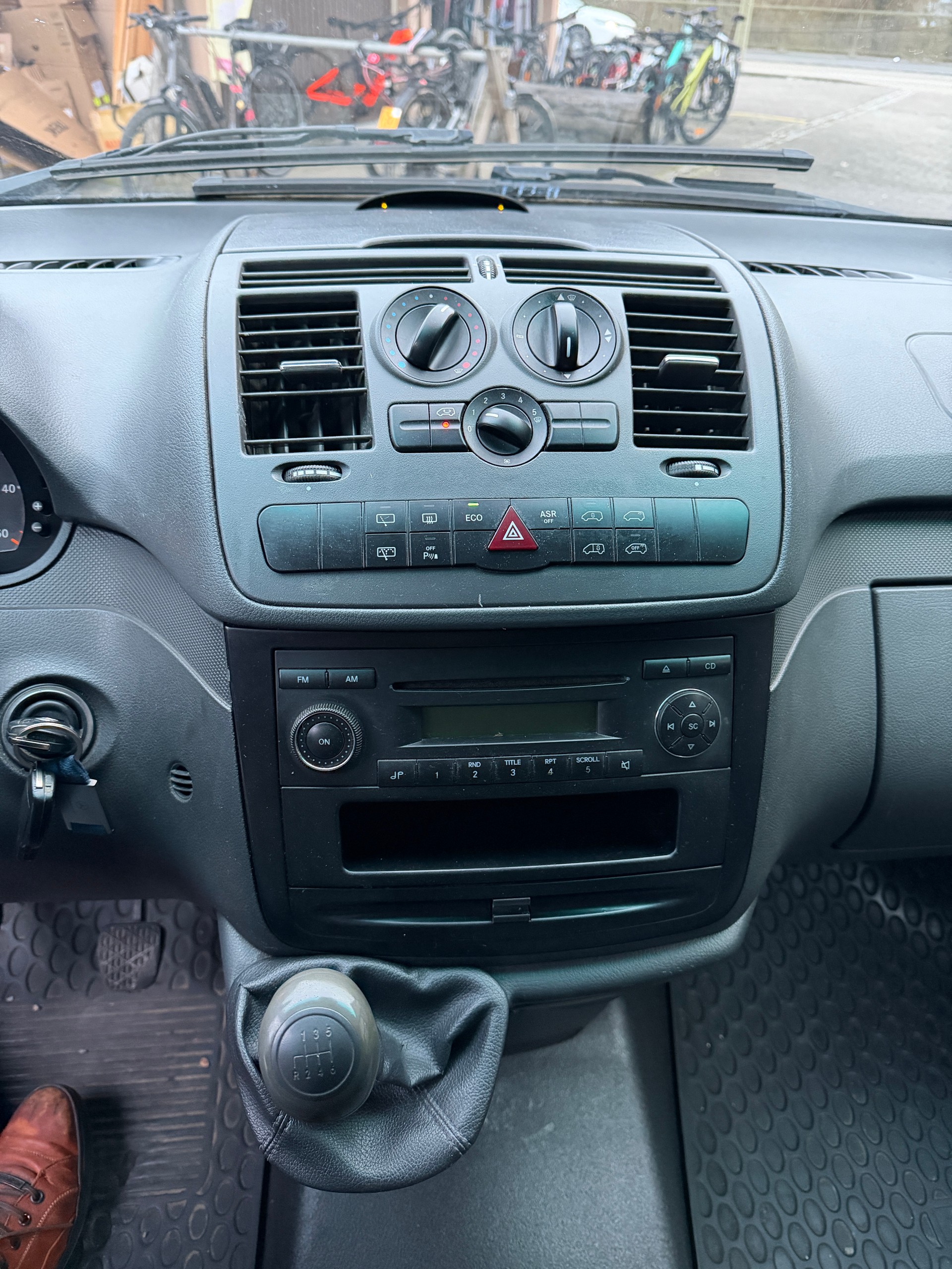 MERCEDES-BENZ Vito 113 CDI Blue Efficiency-image-8