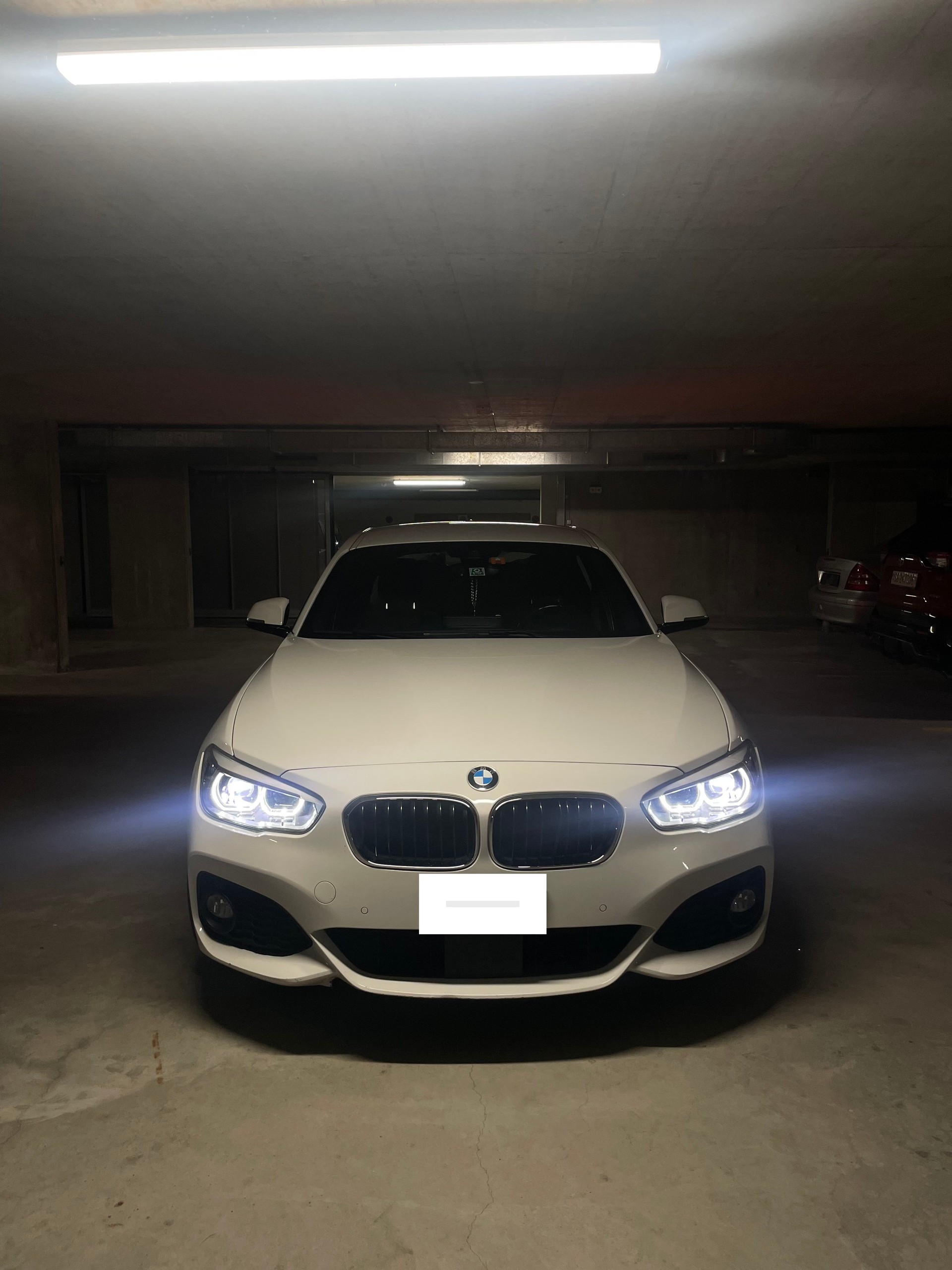 BMW 120d xDrive M Sport Steptronic-image-0