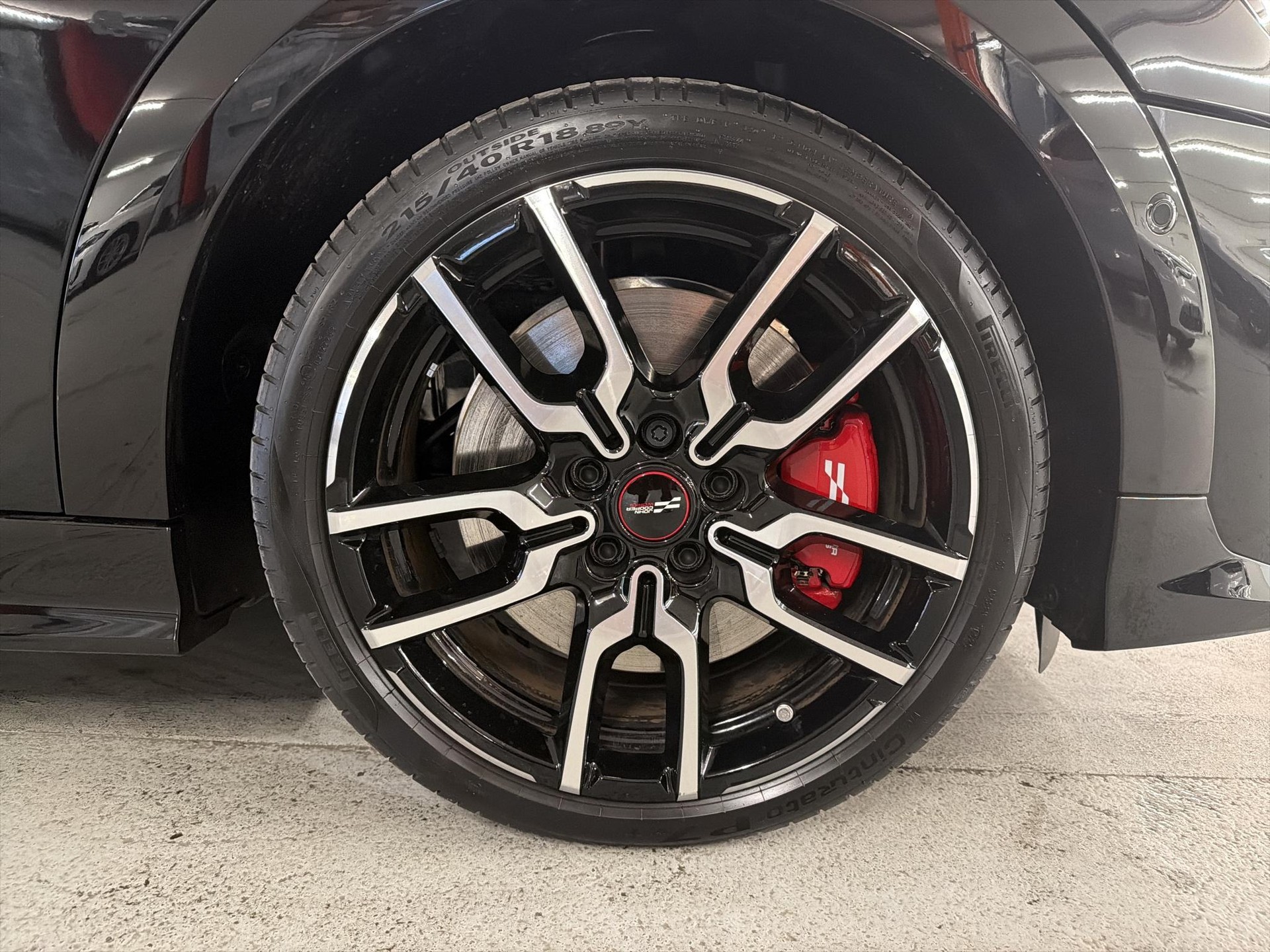 MINI John Cooper Works Cabrio-image-8