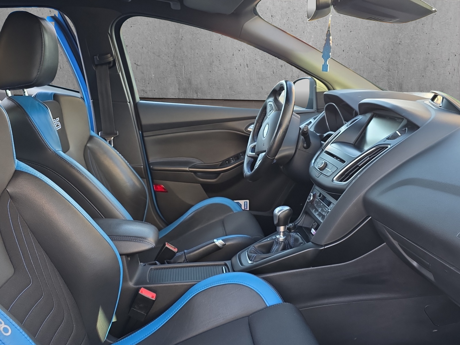 FORD Focus 2.3 EcoBoost RS AWD-image-10