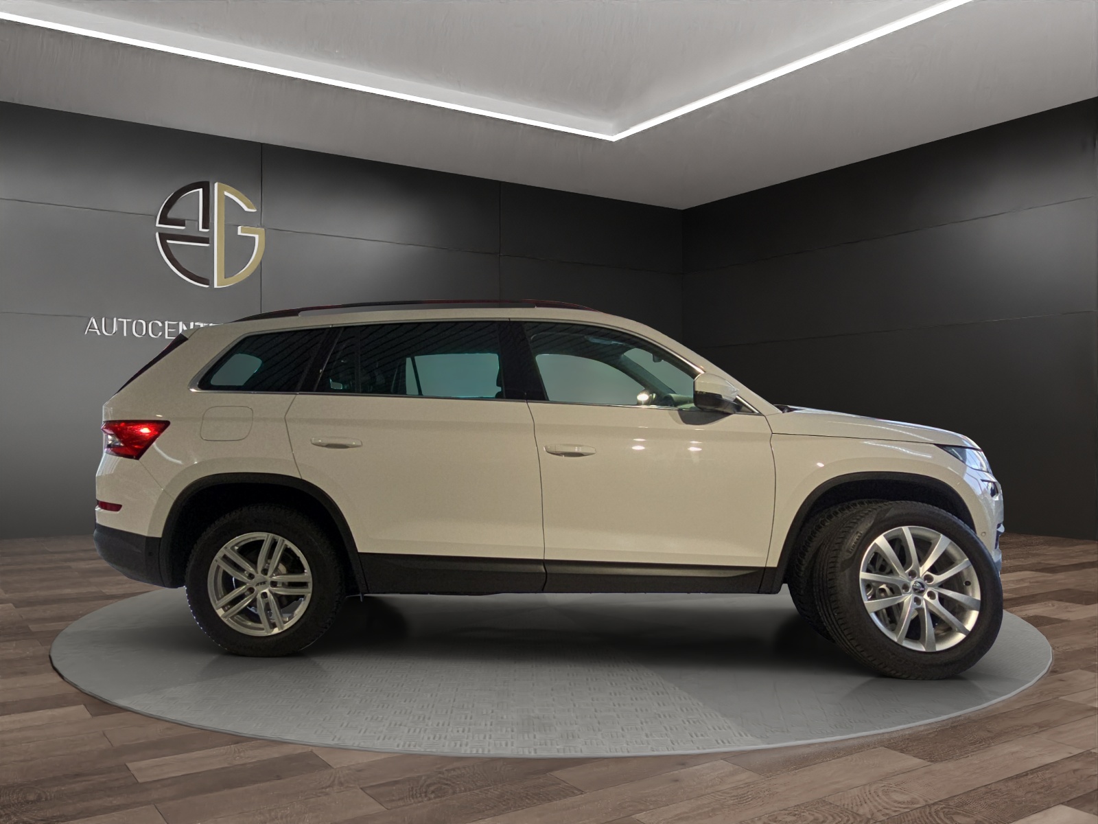 SKODA Kodiaq 2.0 TDI SCR Style 4x4 DSG-image-4