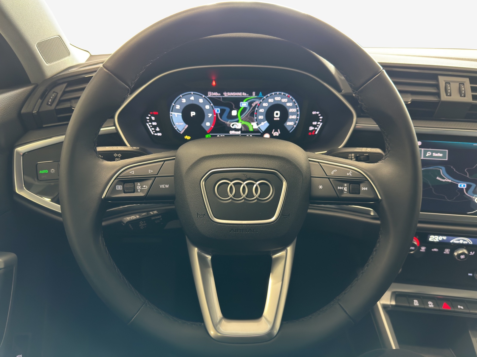 AUDI Q3 Sportback 35 TFSI Attraction S-tronic-image-9