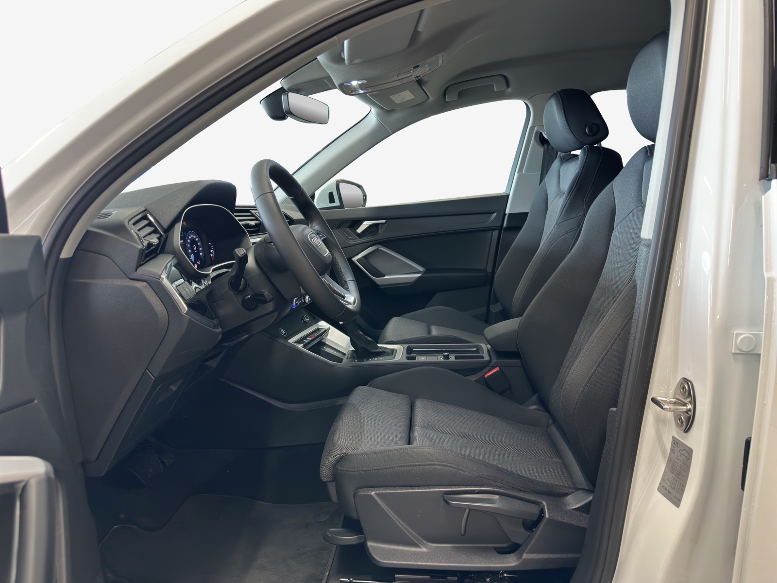 AUDI Q3 Sportback 35 TFSI Attraction S-tronic-image-7