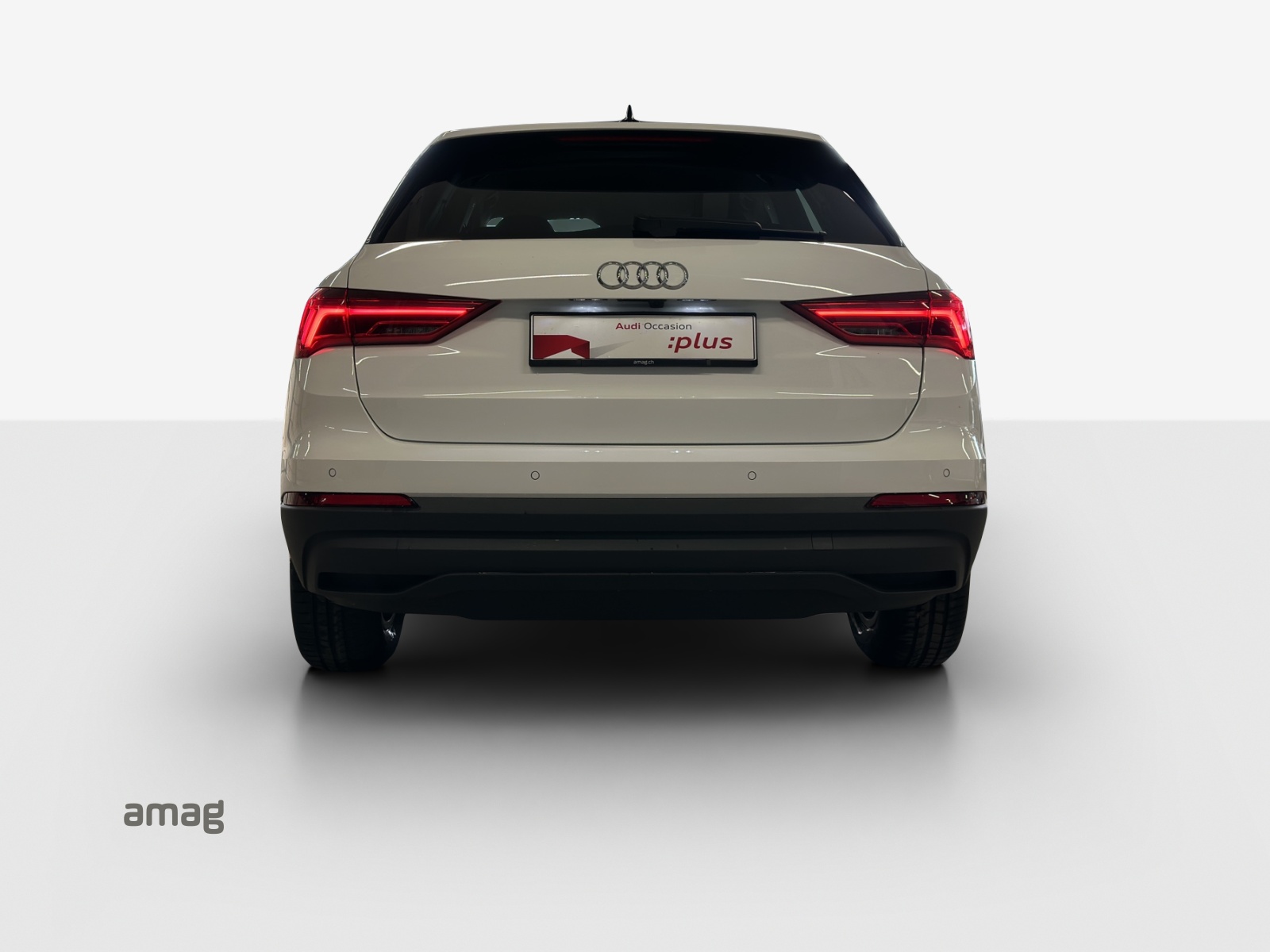 AUDI Q3 Sportback 35 TFSI Attraction S-tronic-image-3