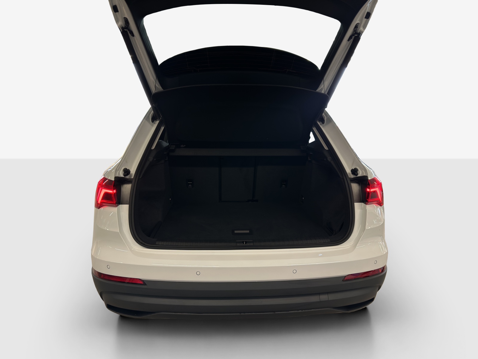 AUDI Q3 Sportback 35 TFSI Attraction S-tronic-image-12