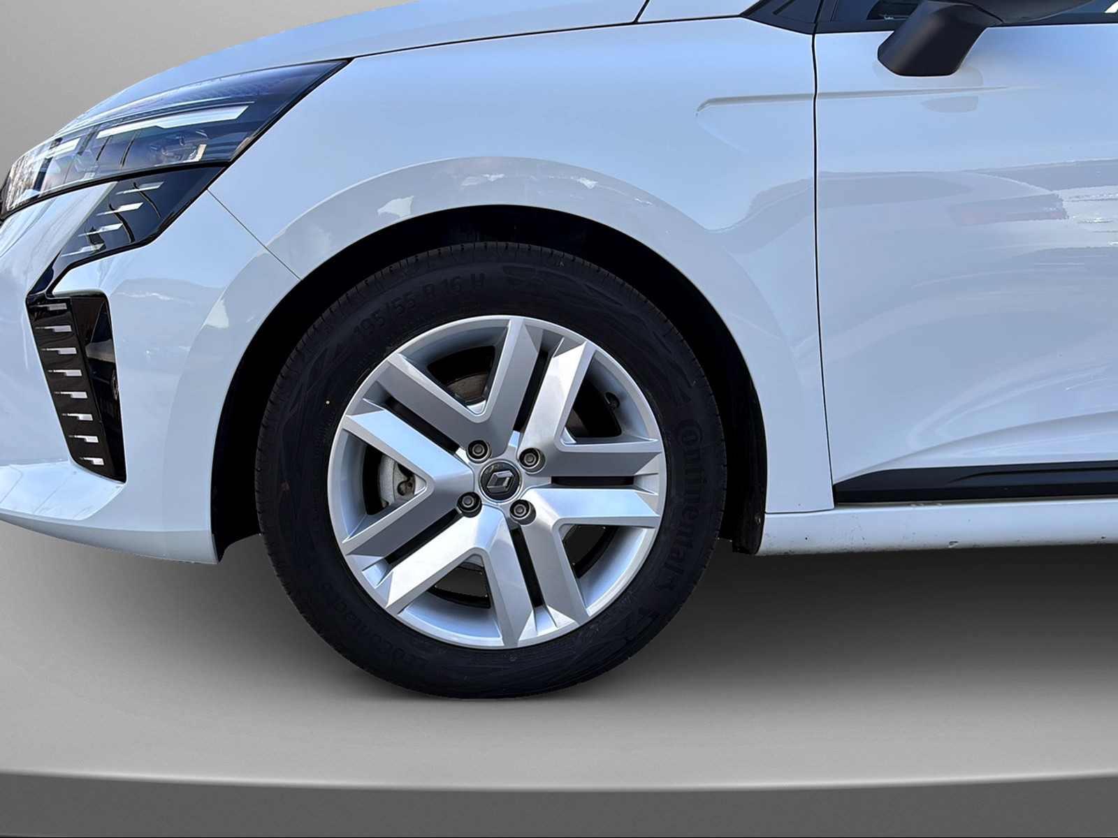 RENAULT Clio 1.6 E-Tech Evolution-image-15