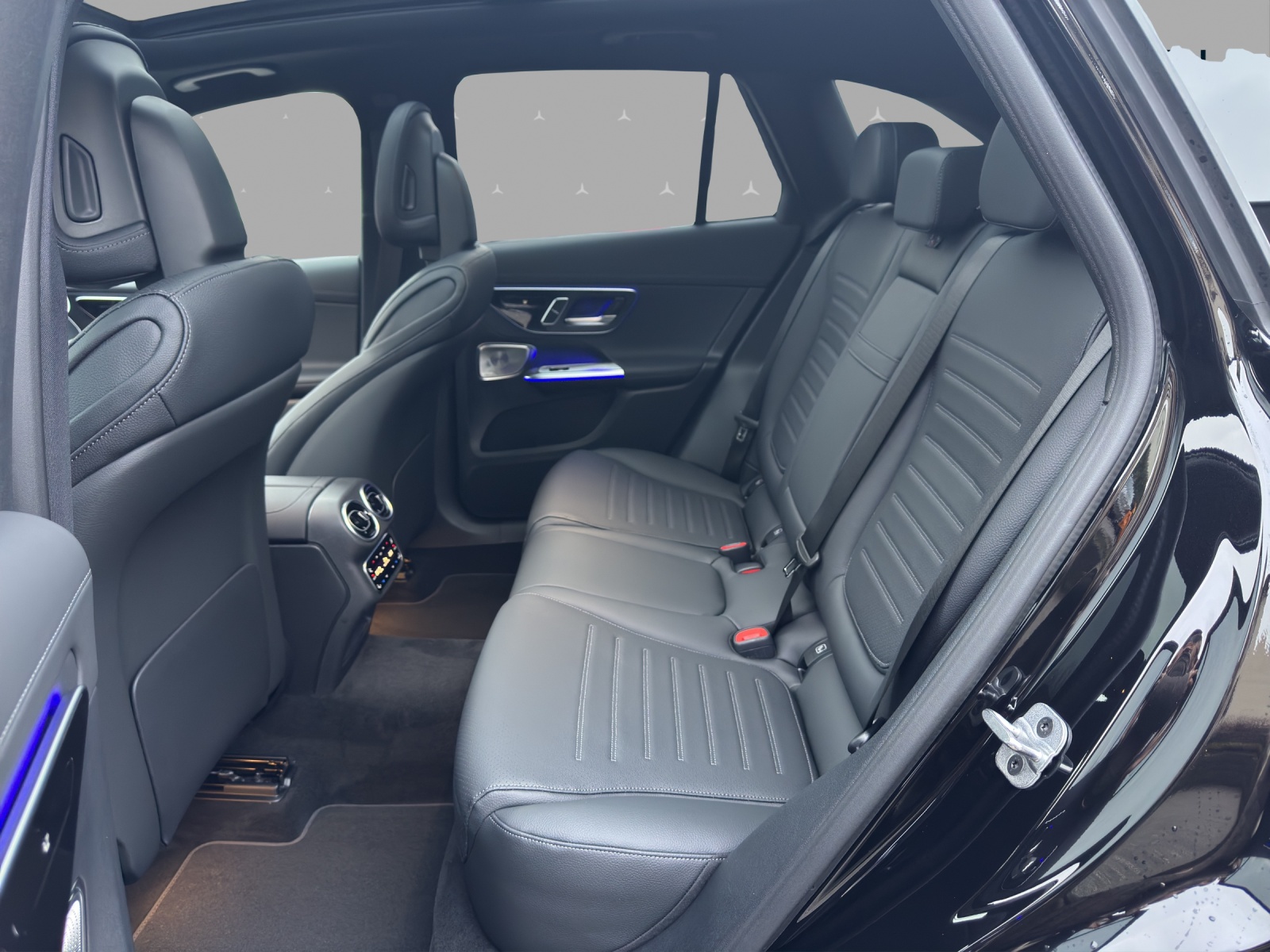 MERCEDES-BENZ GLC 300 de 4Matic EQ Star 9G-Tronic-image-15