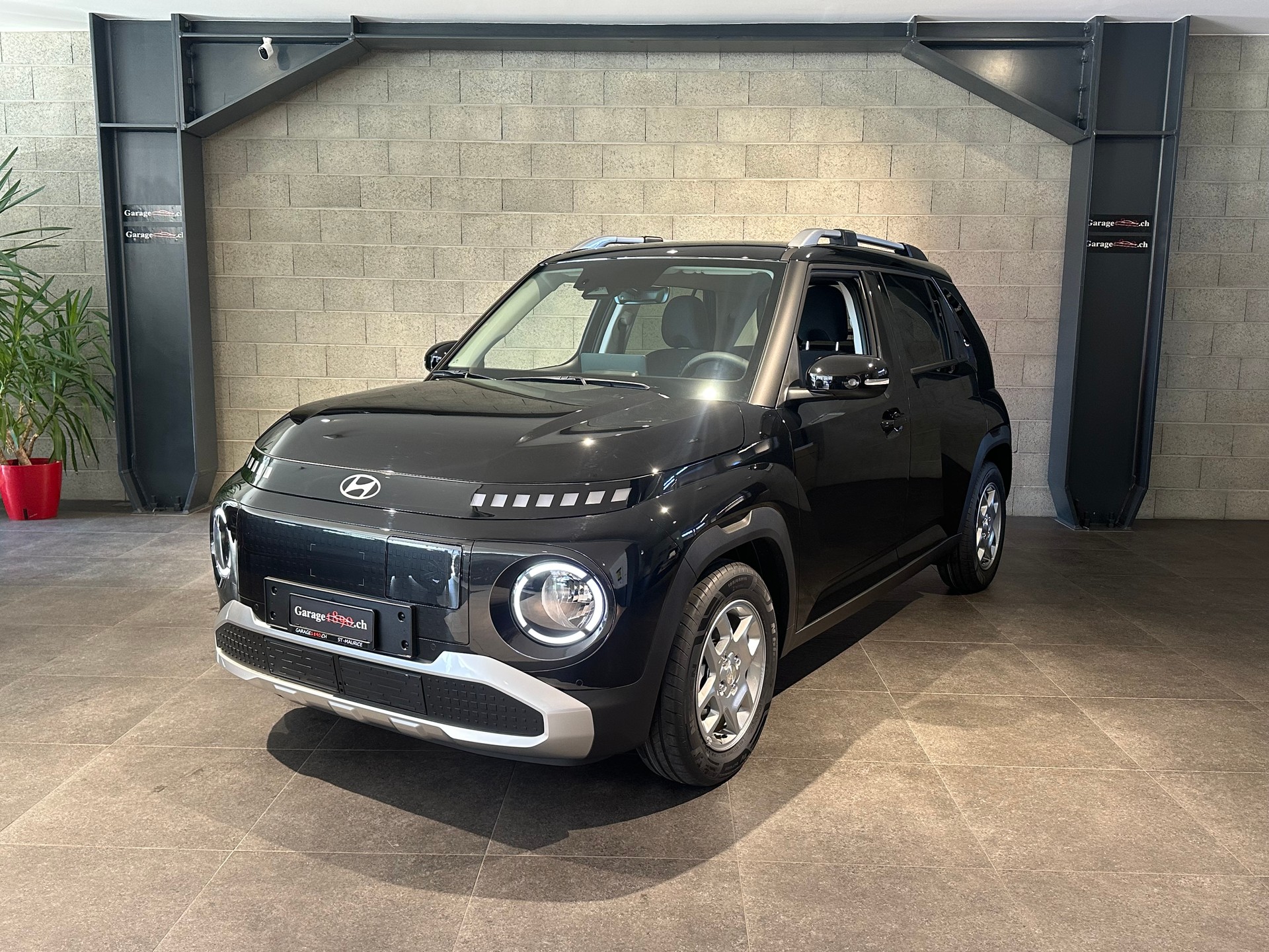 HYUNDAI Inster 49kWh Amplia-image-1