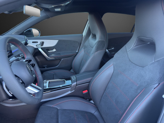 MERCEDES-BENZ A 250 4Matic 8G-DCT-image-6