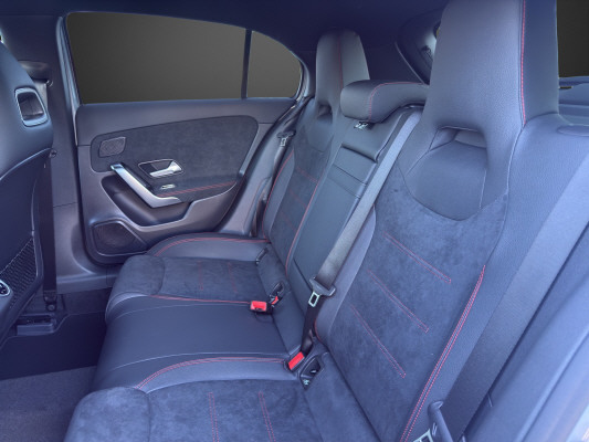 MERCEDES-BENZ A 250 4Matic 8G-DCT-image-9