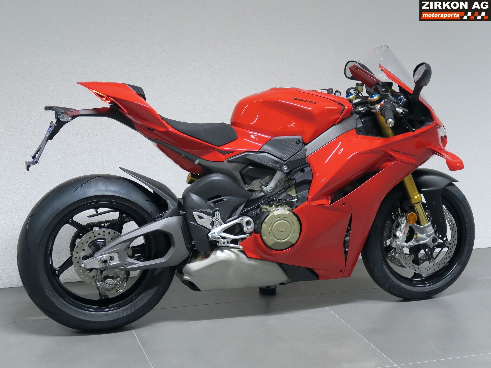 DUCATI Panigale V4 S-showroom-element-3