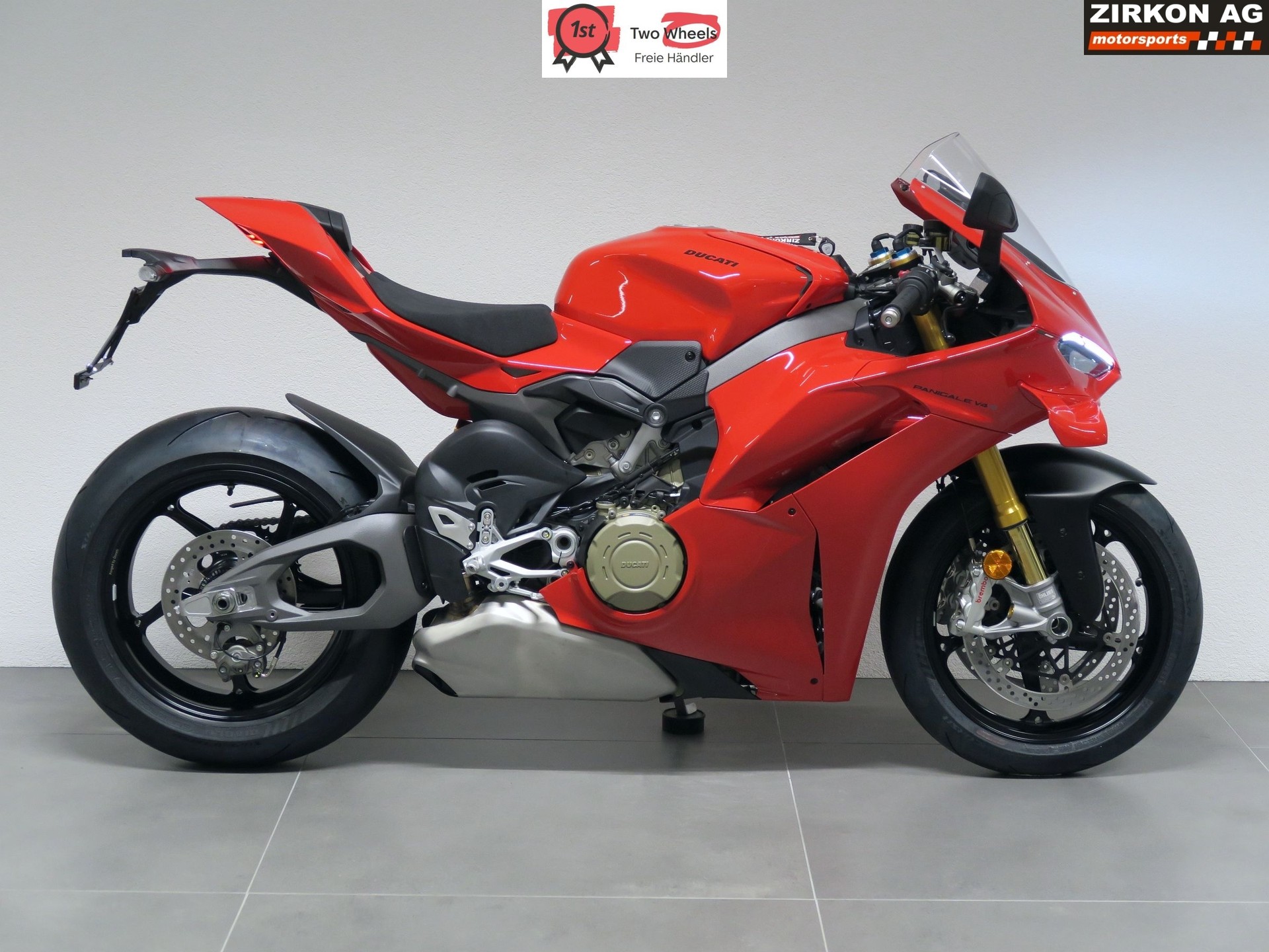DUCATI Panigale V4 S