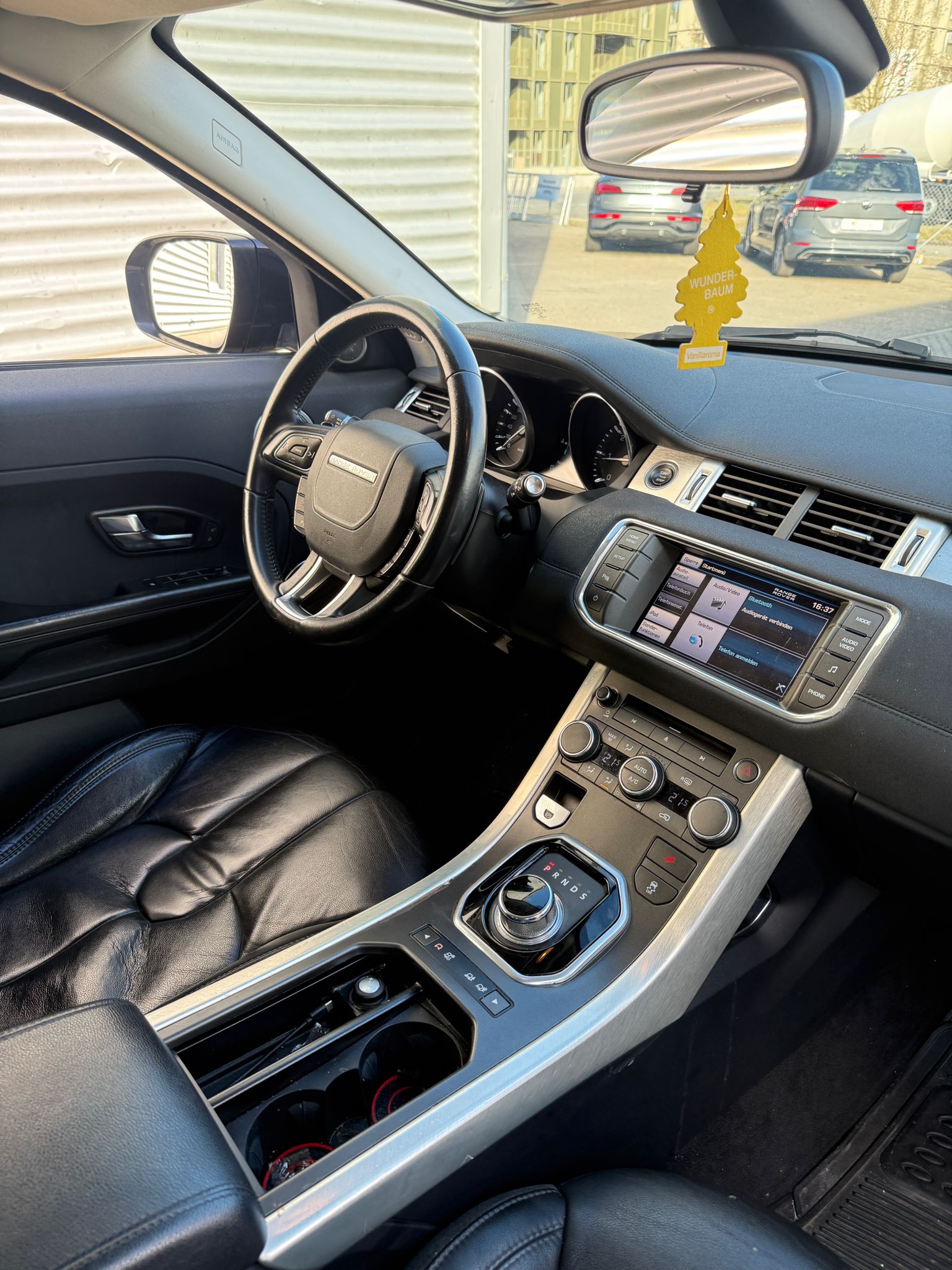 LAND ROVER Range Rover Evoque 2.2 TD4-image-13
