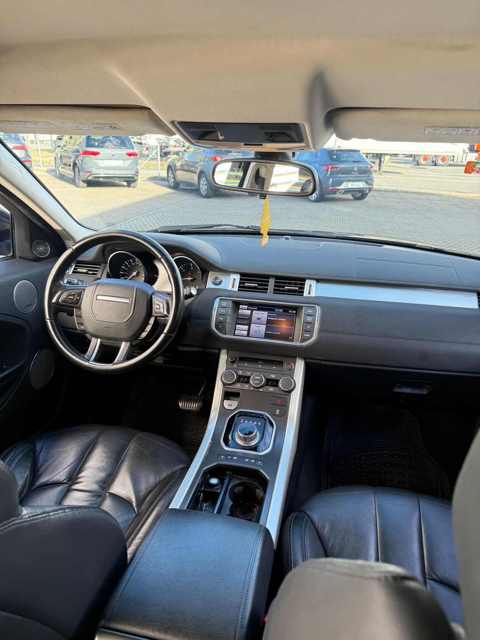 LAND ROVER Range Rover Evoque 2.2 TD4-image-10
