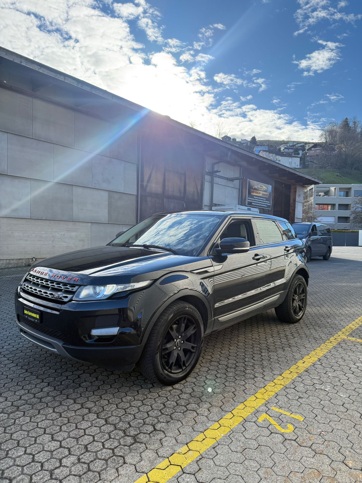 LAND ROVER Range Rover Evoque 2.2 TD4-image-7