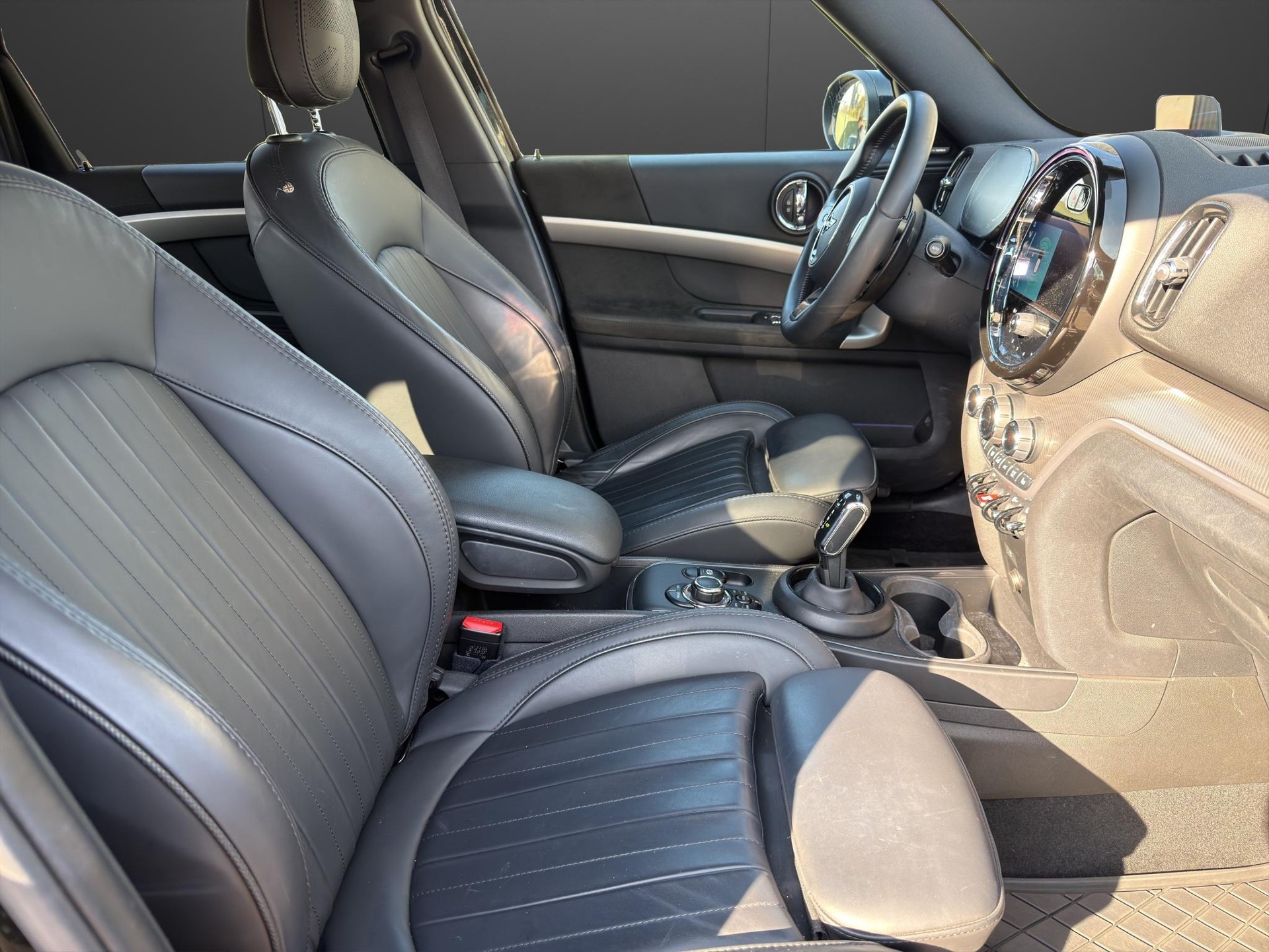 MINI Countryman F60 2.0i Cooper S SAG ALL4-image-17