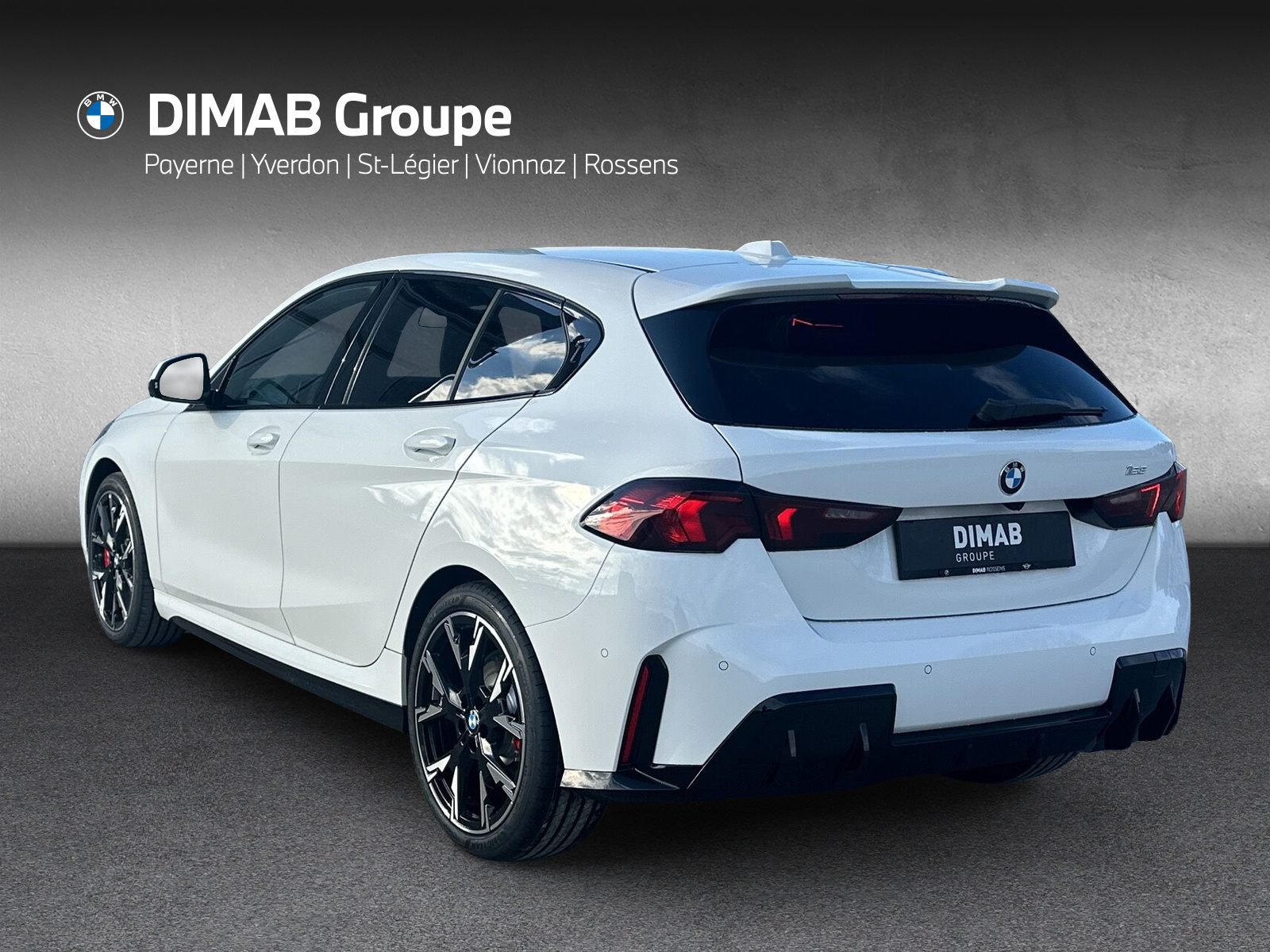 BMW 123 xDrive M Sport Pro Steptronic-showroom-element-2