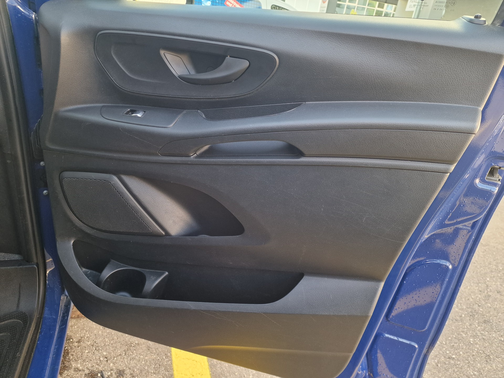 MERCEDES-BENZ Vito 116 BTEC 4Matic A-image-15